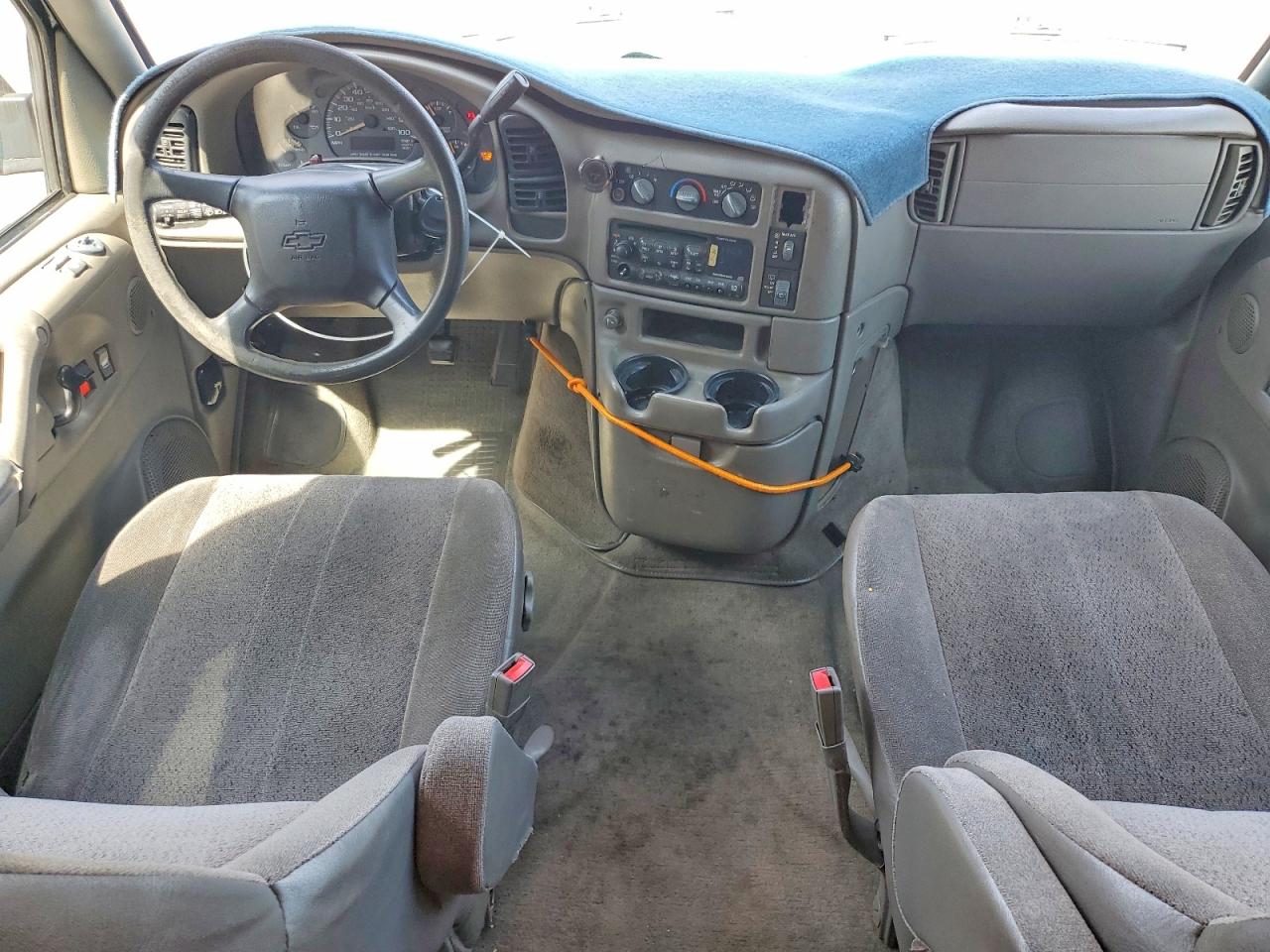 2004 Chevrolet Astro Gray vin: 1GNDM19X44B106478
