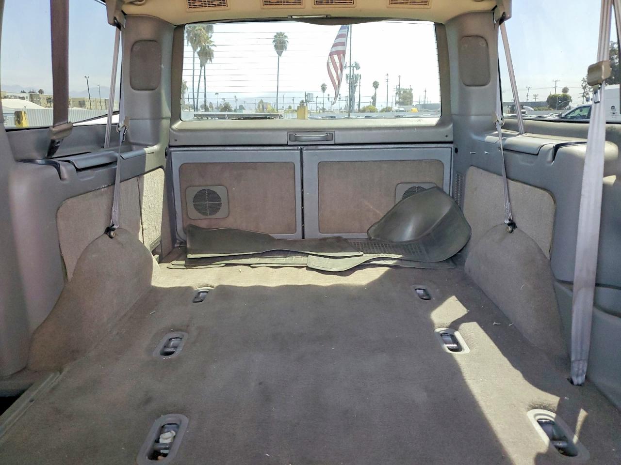 2004 Chevrolet Astro Gray vin: 1GNDM19X44B106478