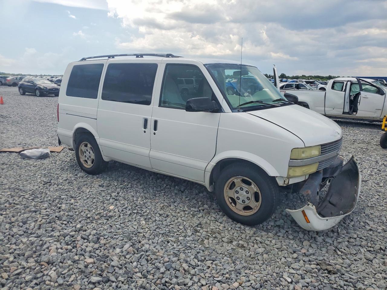 2004 Chevrolet Astro Белый vin: 1GNDM19X44B111440