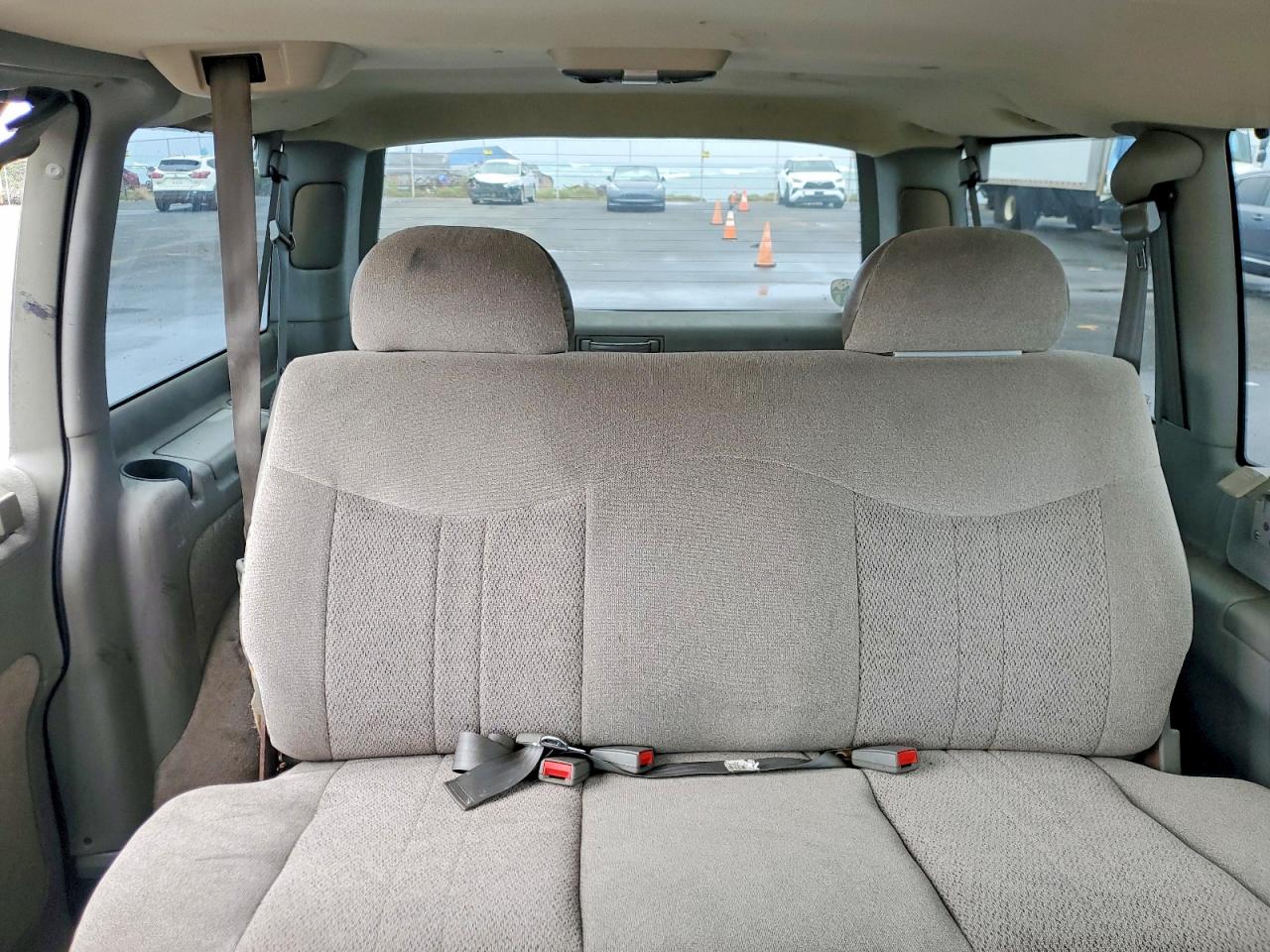 2005 Chev Astro Tan vin: 1GNDM19X45B127915