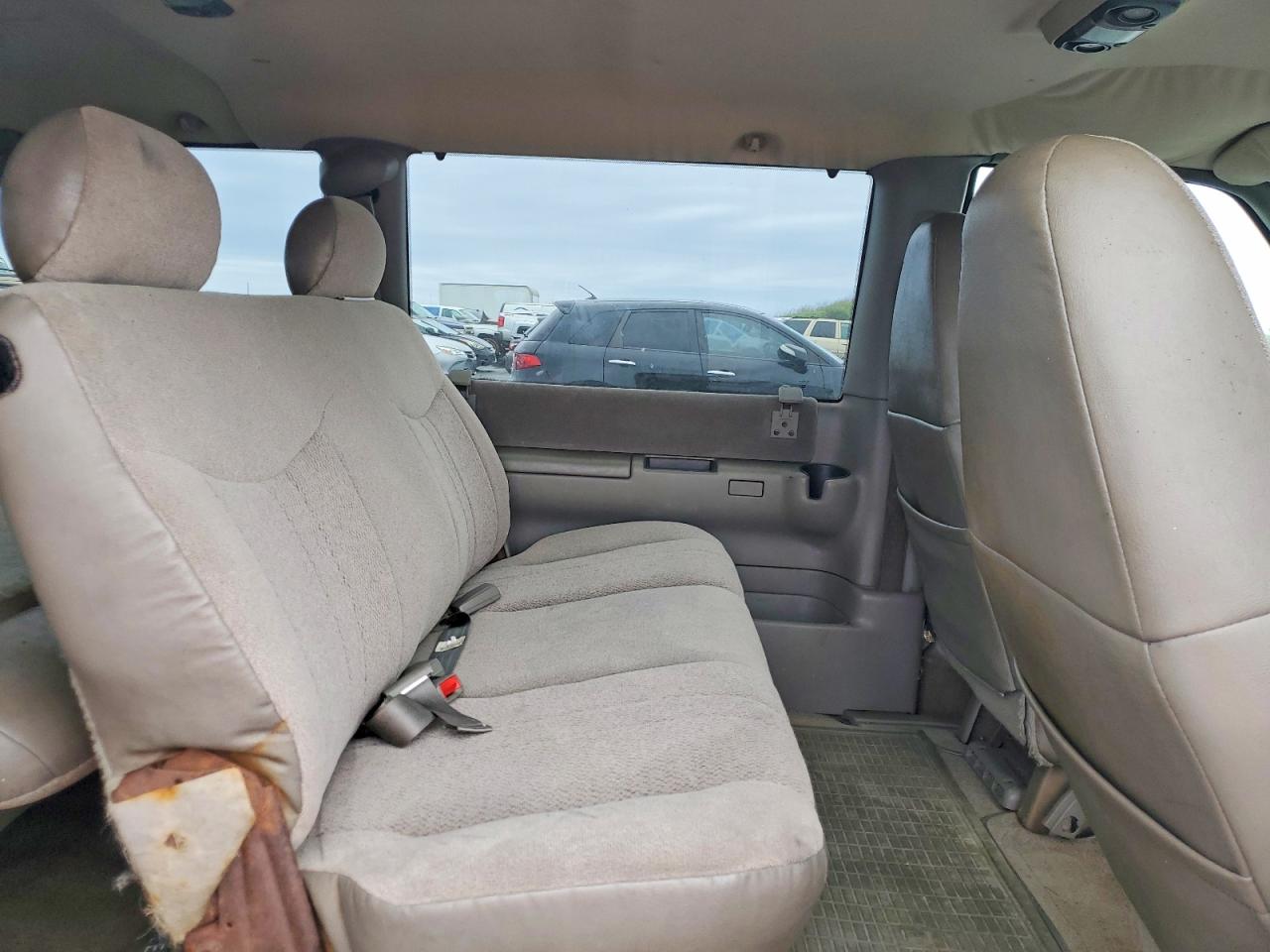 2005 Chev Astro Tan vin: 1GNDM19X45B127915
