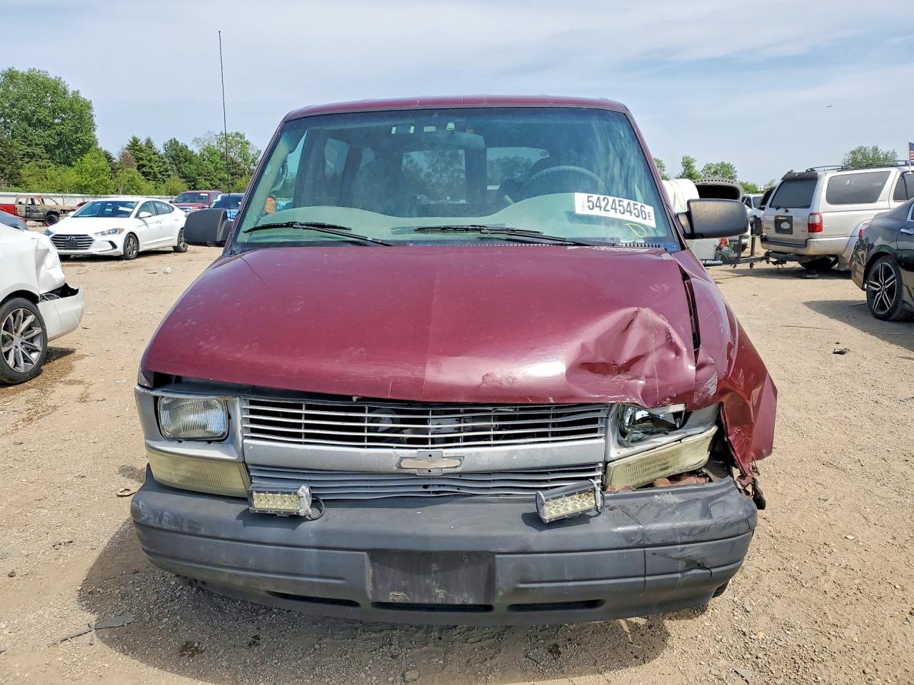 2004 Chevrolet Astro Maroon vin: 1GNDM19X64B111469