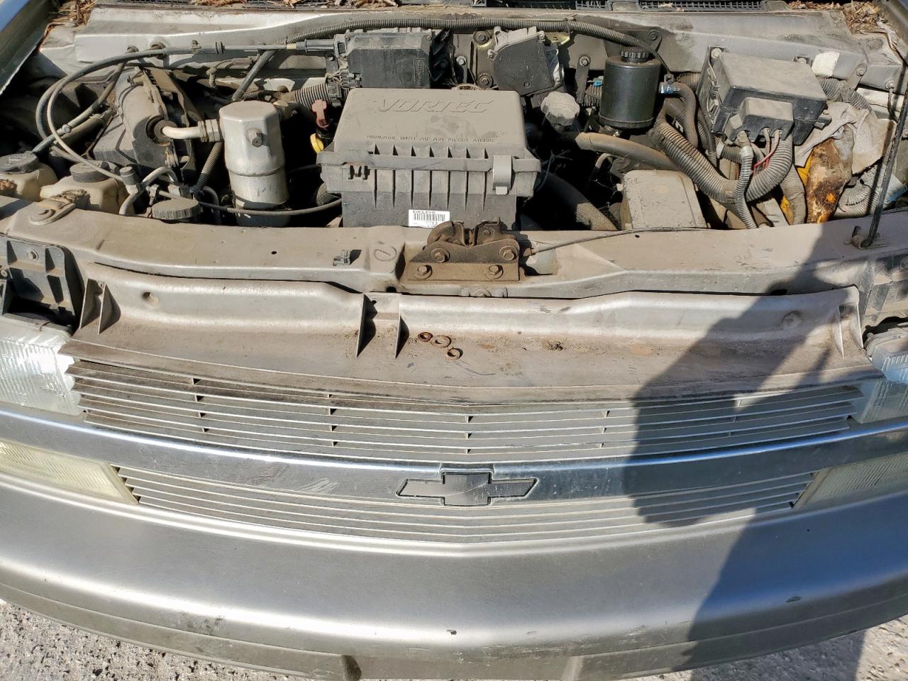 2004 Chevrolet Astro Tan vin: 1GNDM19X64B117675