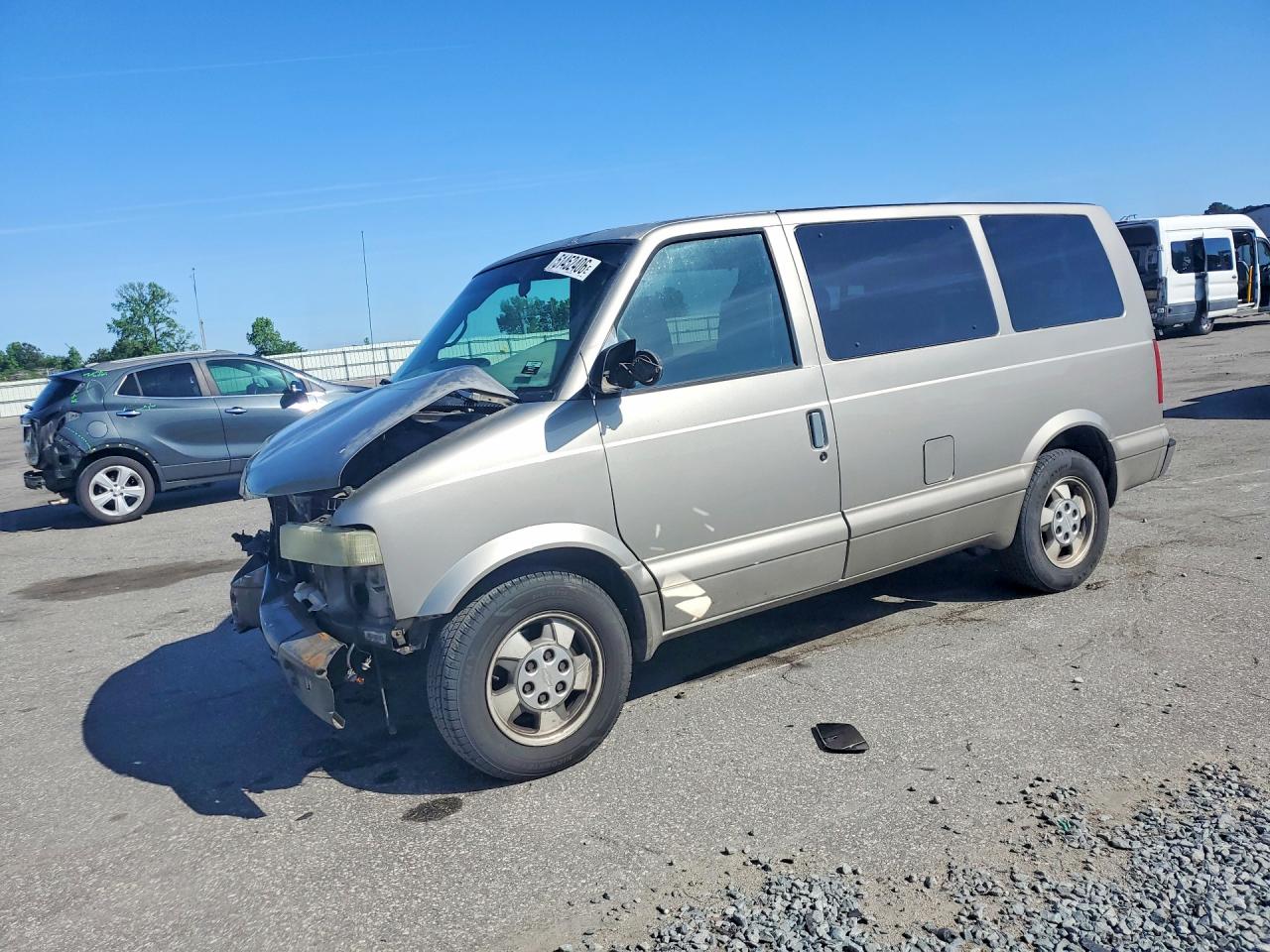 2003 Chevrolet Astro Tan vin: 1GNDM19X83B101282