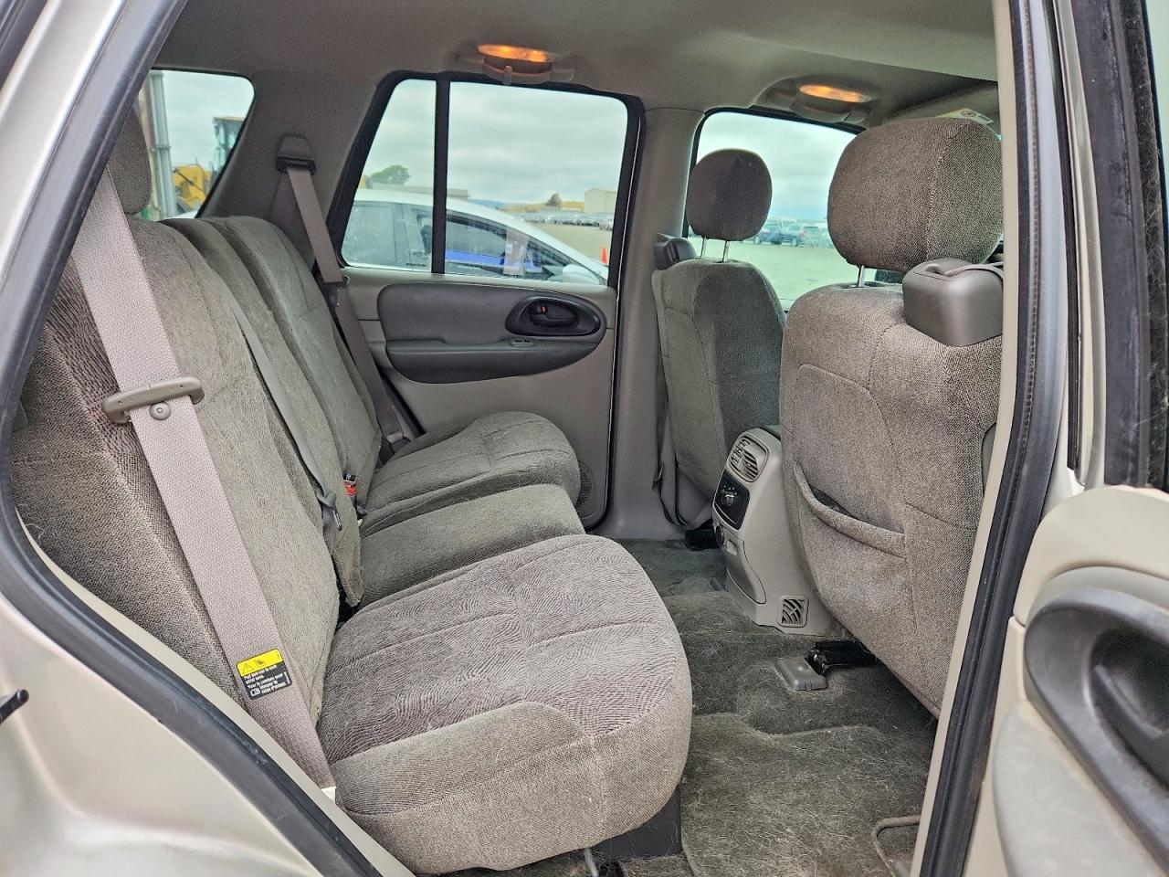 2004 Chevrolet Trailblazer Ls Silver vin: 1GNDS13S042104701