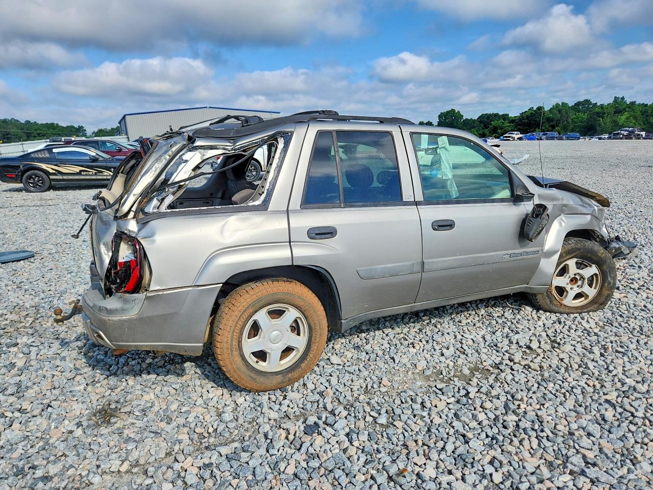 2003 Chevrolet Trailblazer Tan vin: 1GNDS13S132239362
