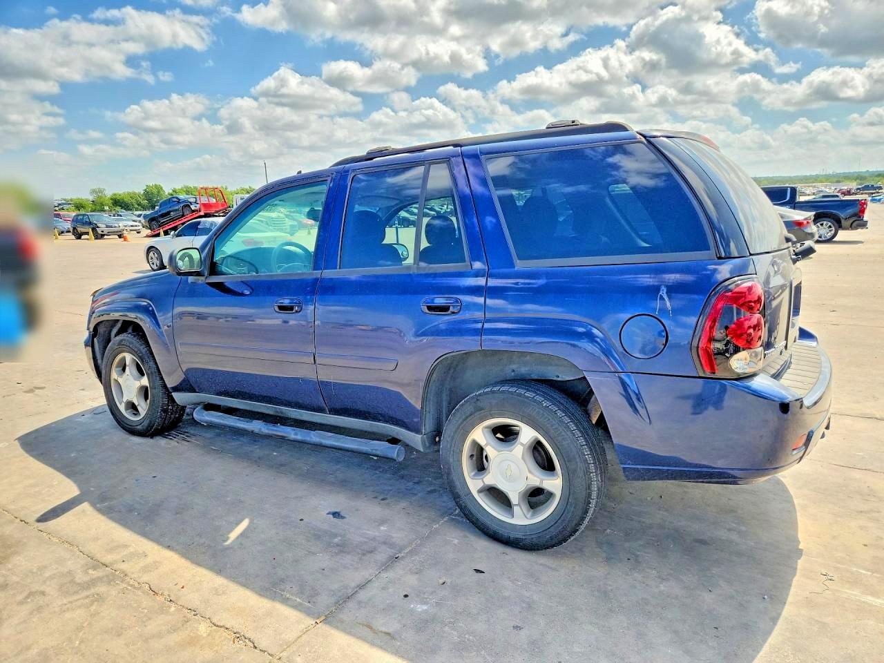 2008 Chevrolet Trailblazer Blue vin: 1GNDS13S182257724