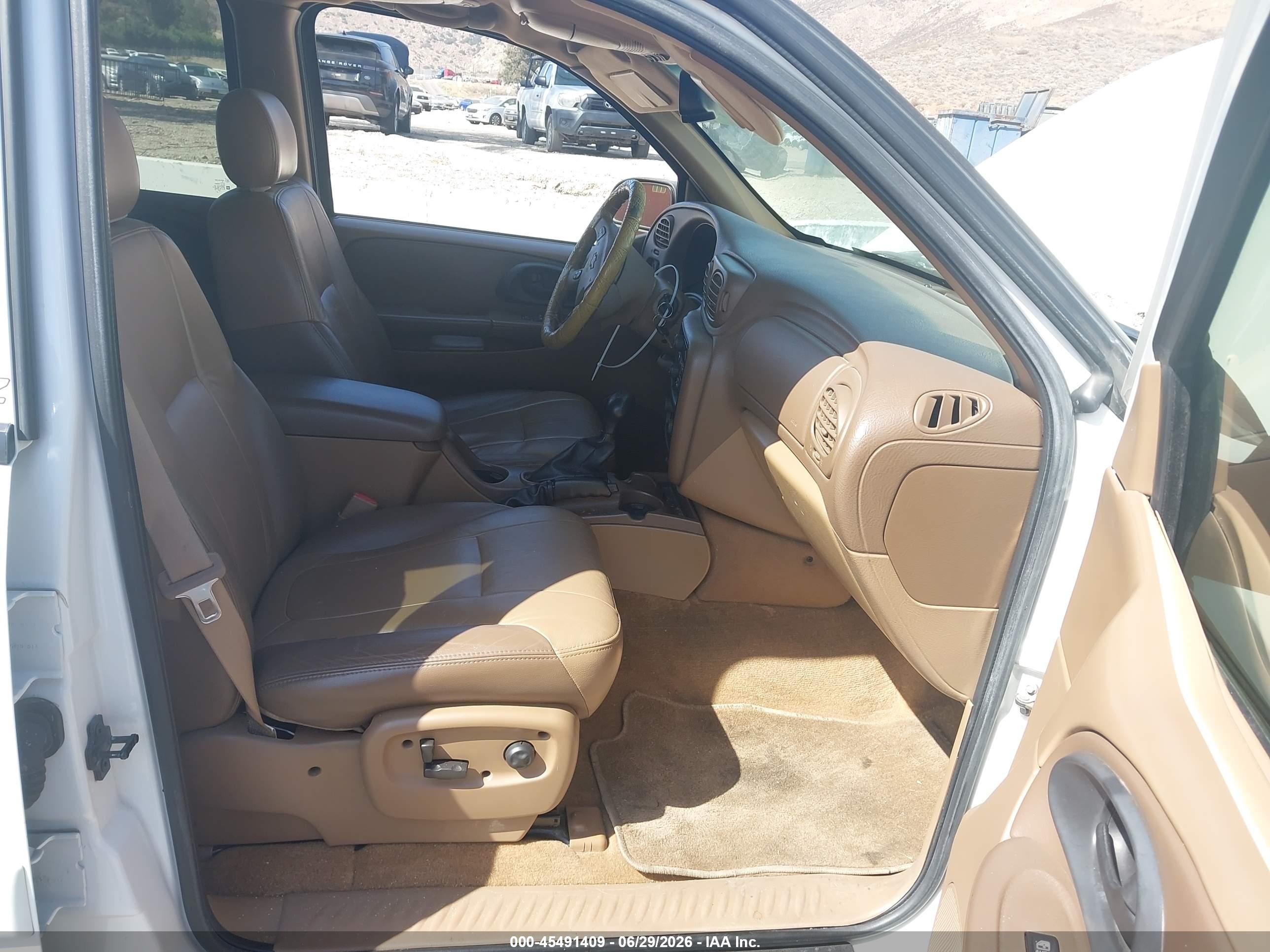 2002 Chevrolet Trailblazer Ltz White vin: 1GNDS13S222289296