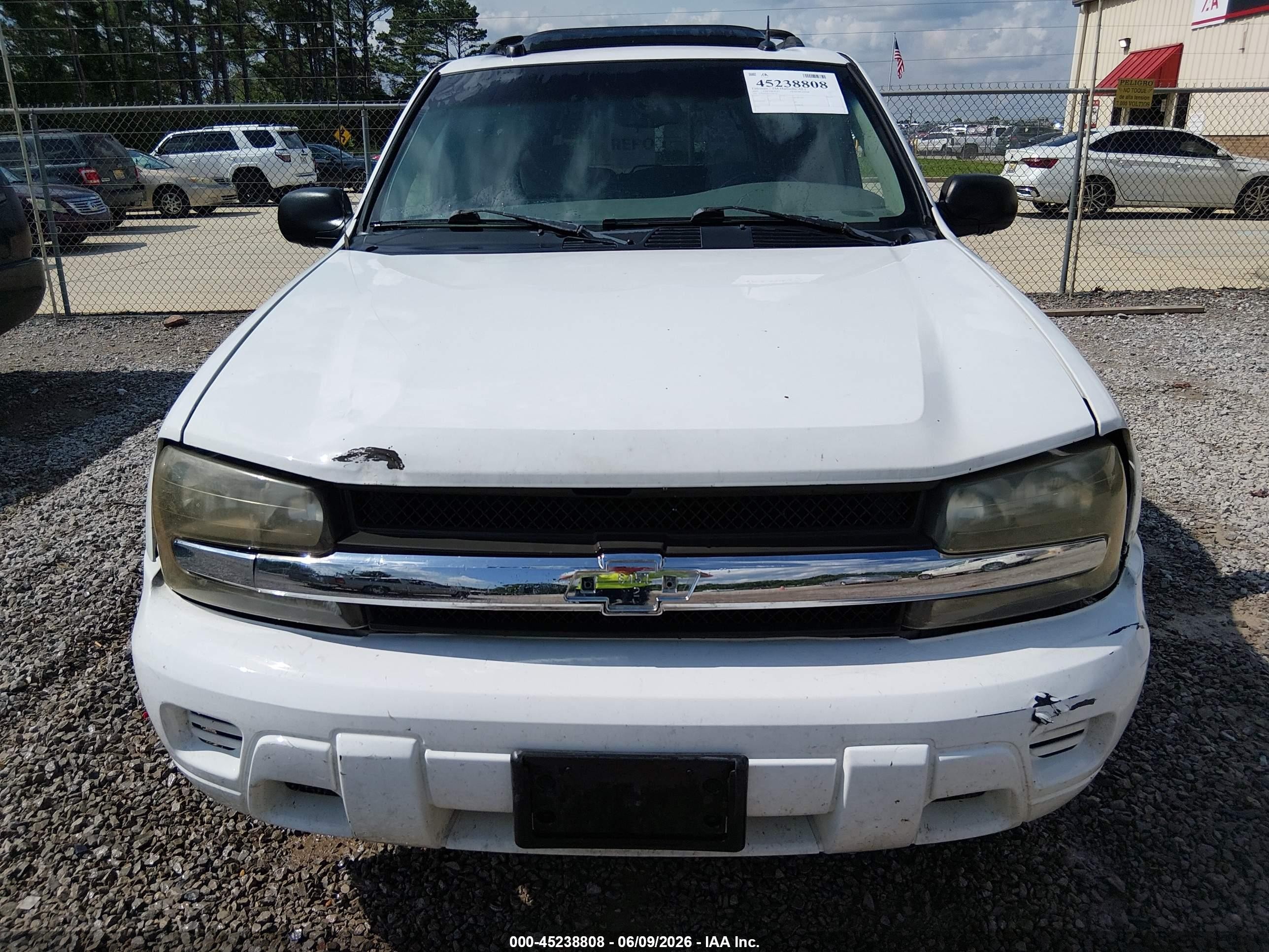 2005 Chevrolet Trailblazer Ls White vin: 1GNDS13S252285303