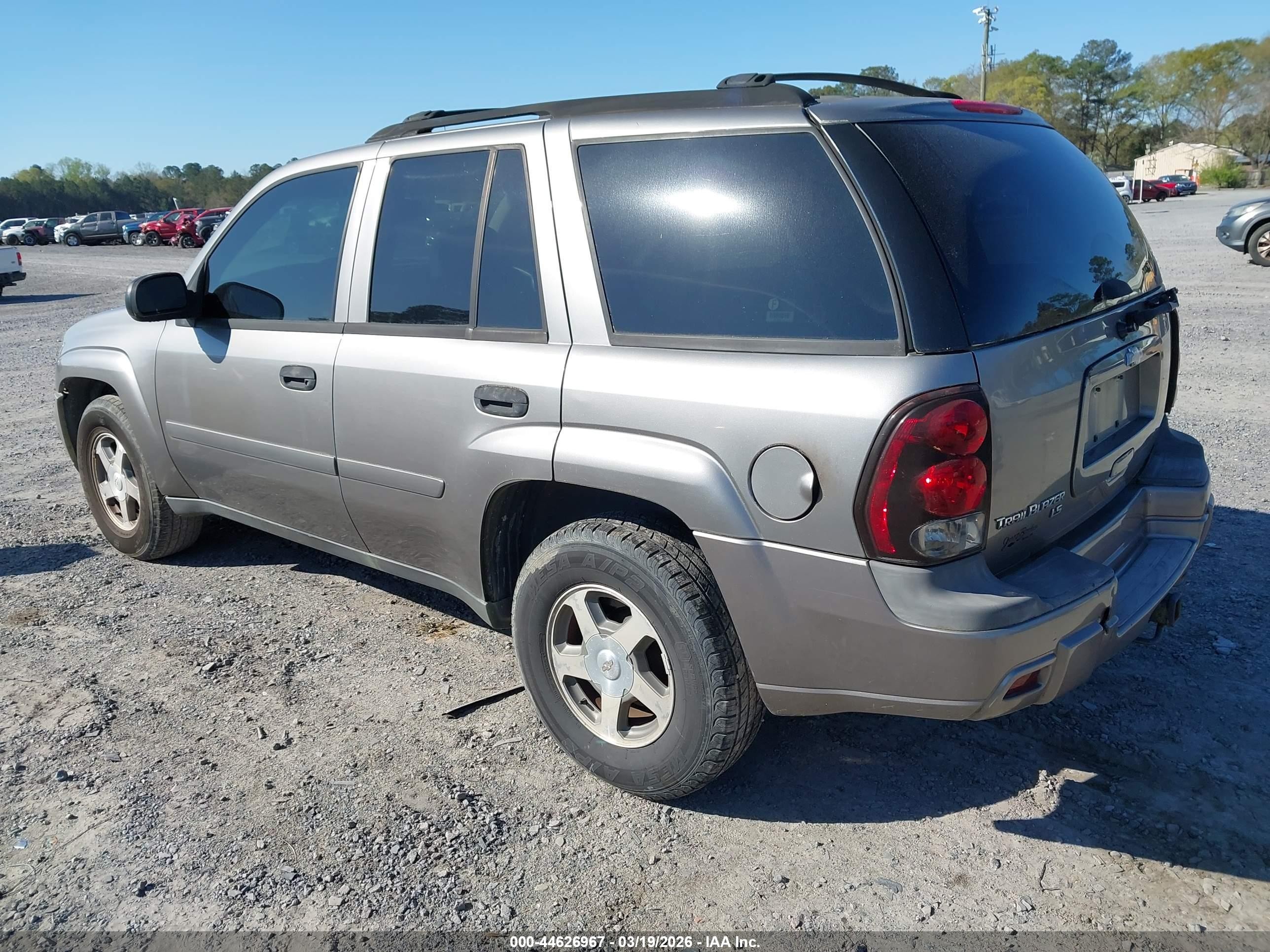 2006 Chevrolet Trailblazer Ls Champagne vin: 1GNDS13S262307446