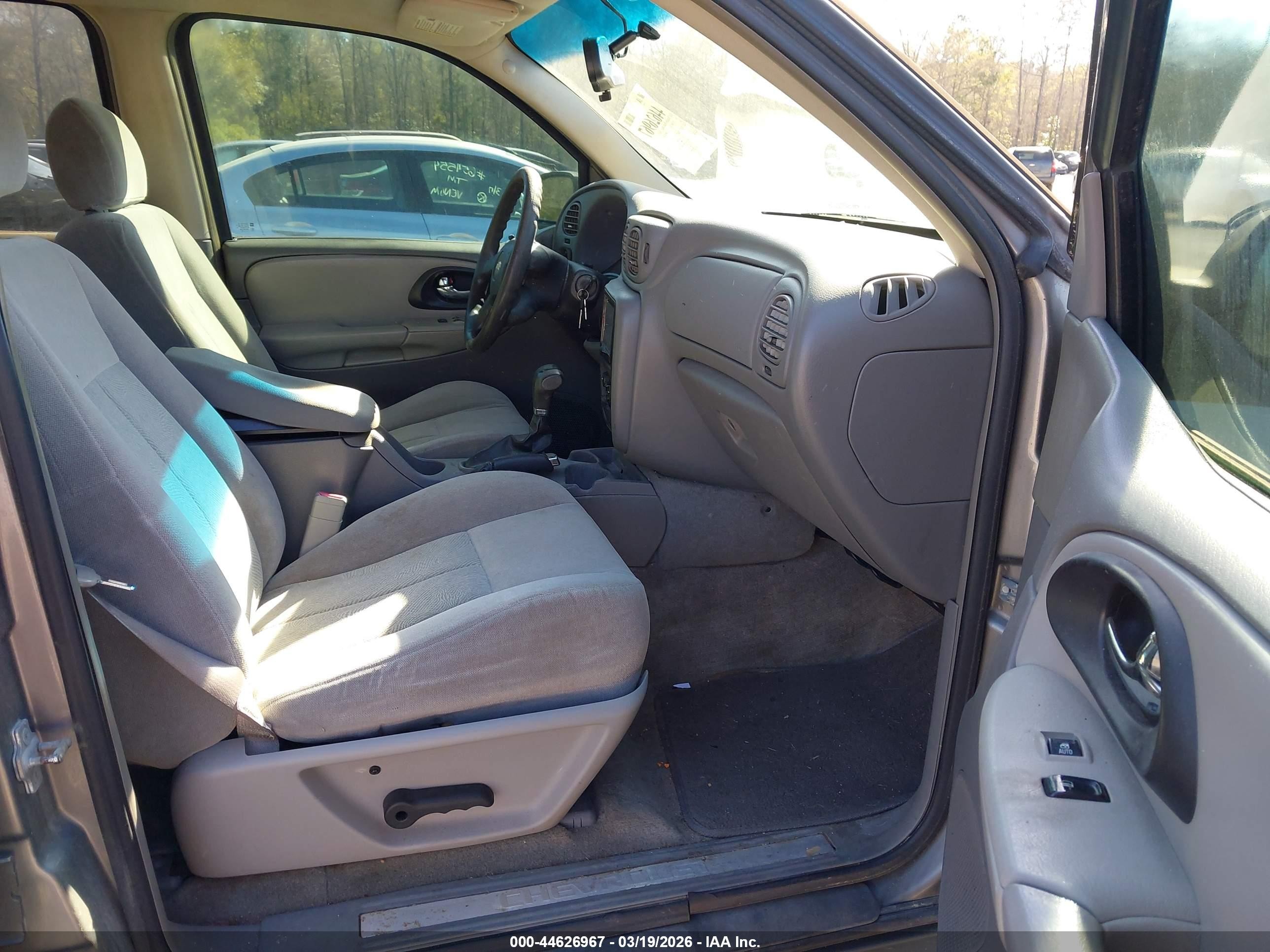 2006 Chevrolet Trailblazer Ls Champagne vin: 1GNDS13S262307446