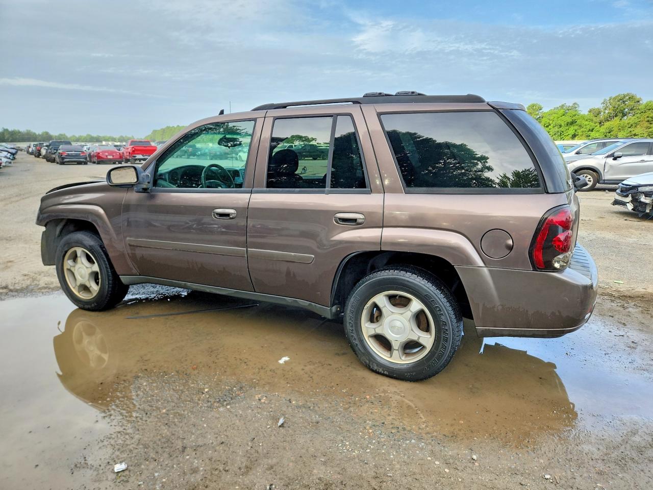 2008 Chevrolet Trailblazer Ls Brown vin: 1GNDS13S282165103