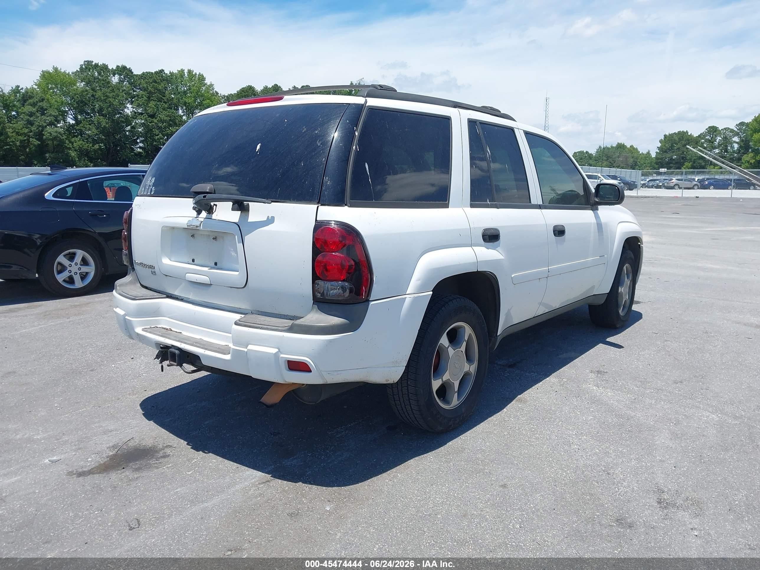 2007 Chevrolet Trailblazer Ls White vin: 1GNDS13S372170082