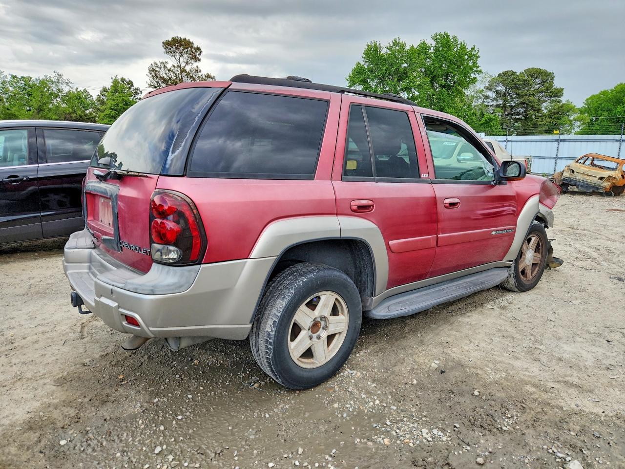 2002 Chevrolet Trailblazer Xl Red vin: 1GNDS13S422236065
