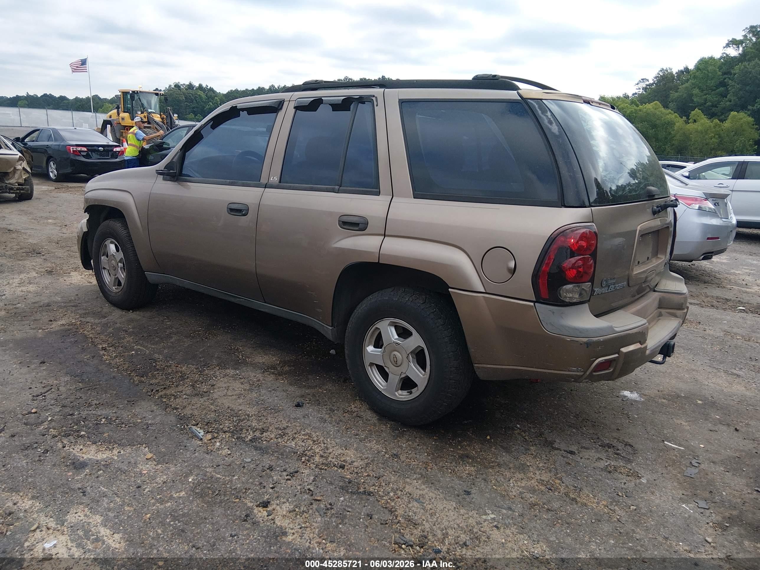 2002 Chevrolet Trailblazer Ls Золотой vin: 1GNDS13S422366556
