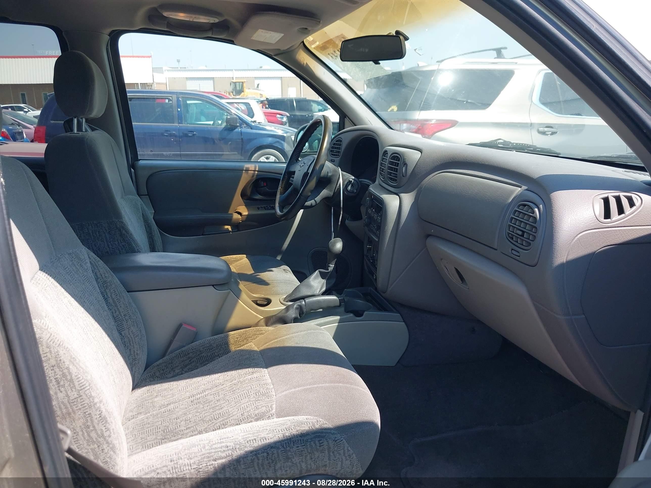 2002 Chevrolet Trailblazer Ls Silver vin: 1GNDS13S422401600