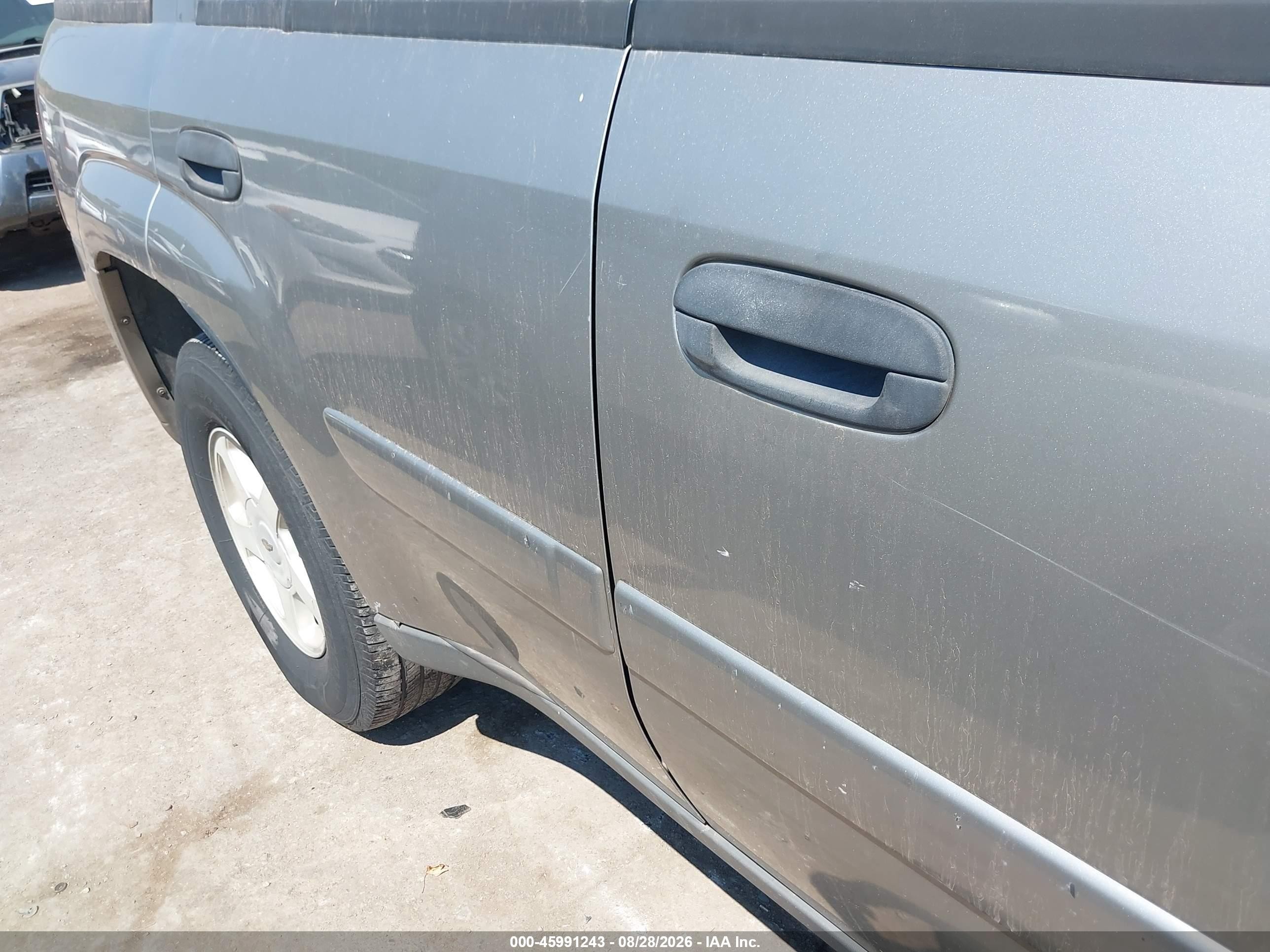 2002 Chevrolet Trailblazer Ls Silver vin: 1GNDS13S422401600