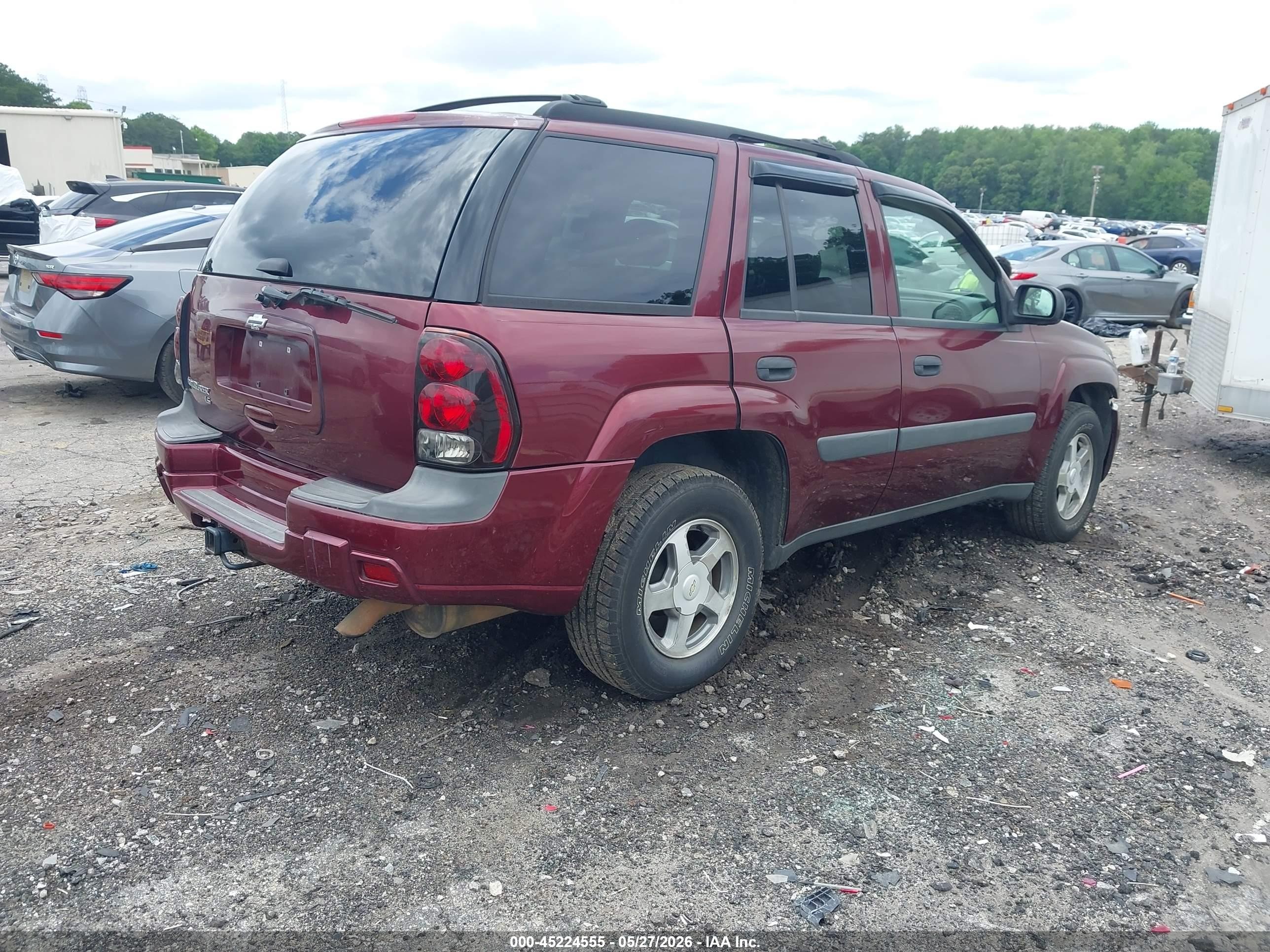 2005 Chevrolet Trailblazer Ls Burgundy vin: 1GNDS13S452162425