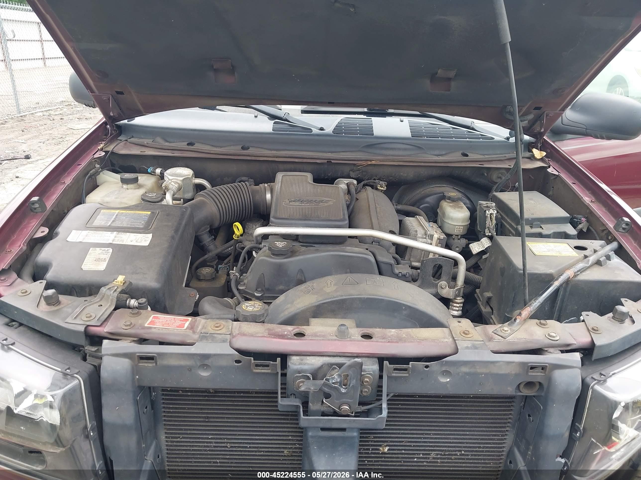 2005 Chevrolet Trailblazer Ls Burgundy vin: 1GNDS13S452162425