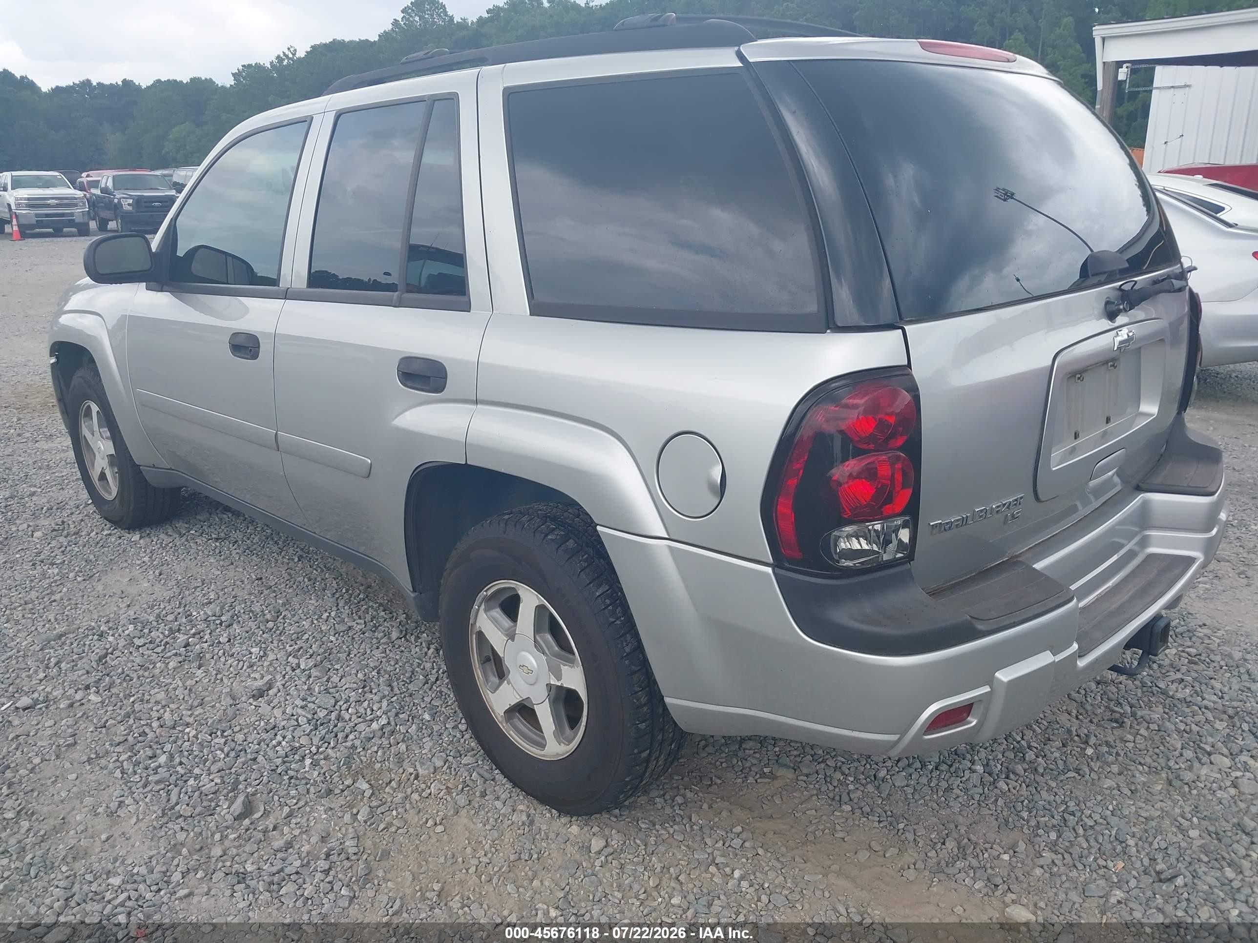 2006 Chevrolet Trailblazer Ls Серебряный vin: 1GNDS13S462302765