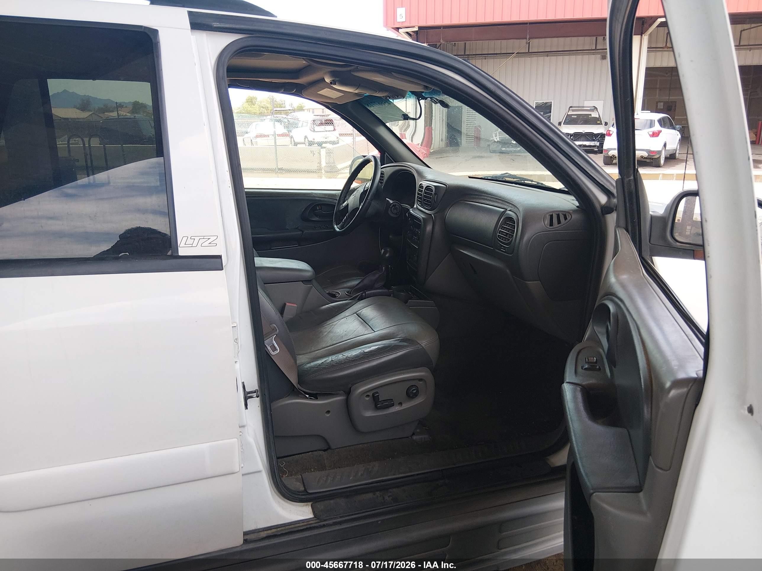 2002 Chevrolet Trailblazer Ltz White vin: 1GNDS13S522476533