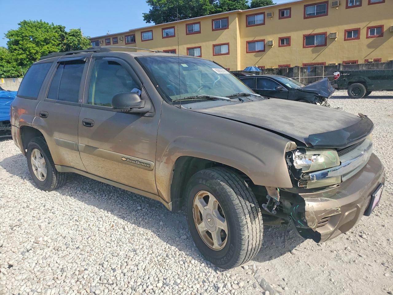 2003 Chevrolet Trailblazer Gold vin: 1GNDS13S532225142