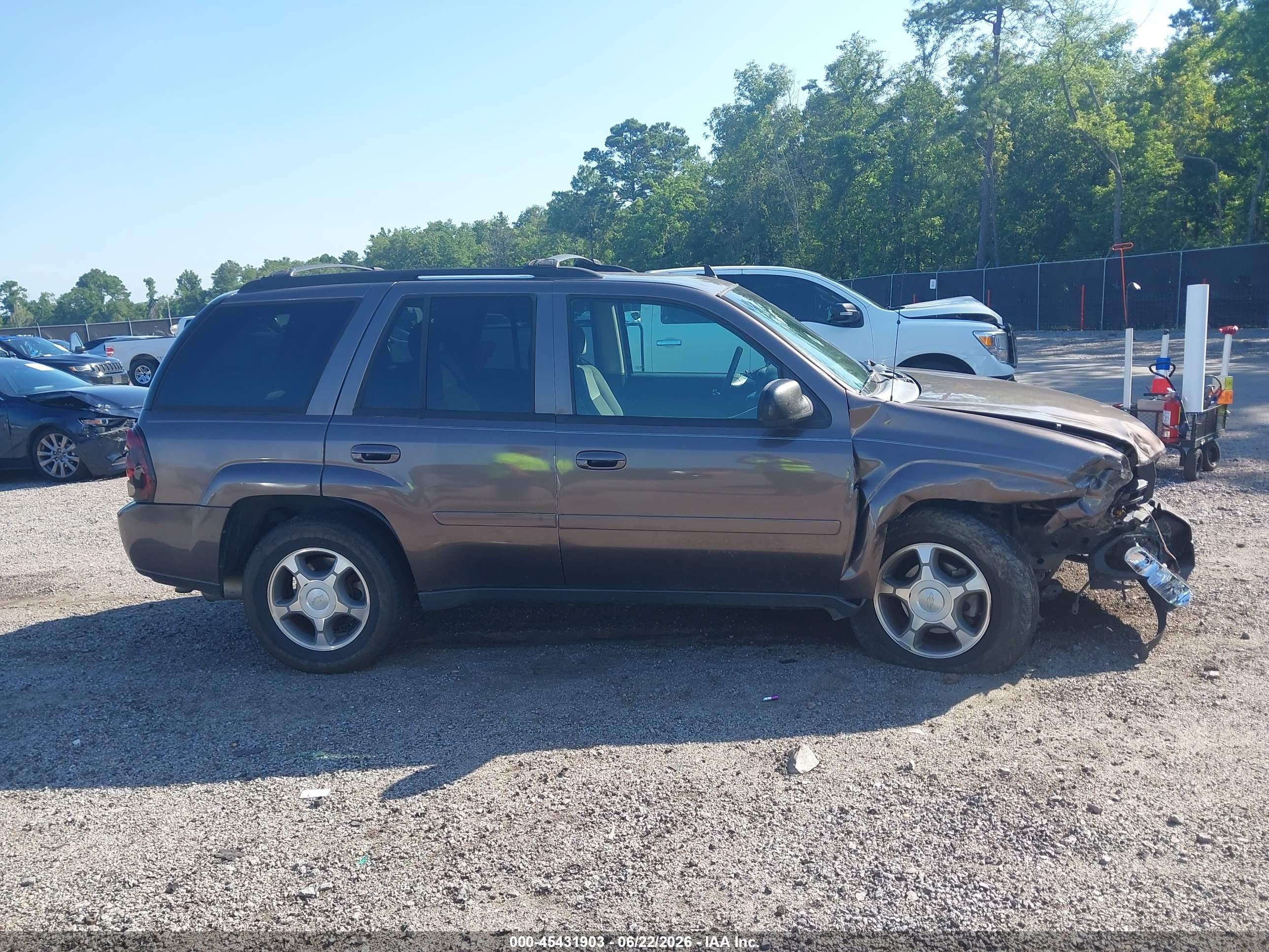 2008 Chevrolet Trailblazer Lt Gray vin: 1GNDS13S582113965