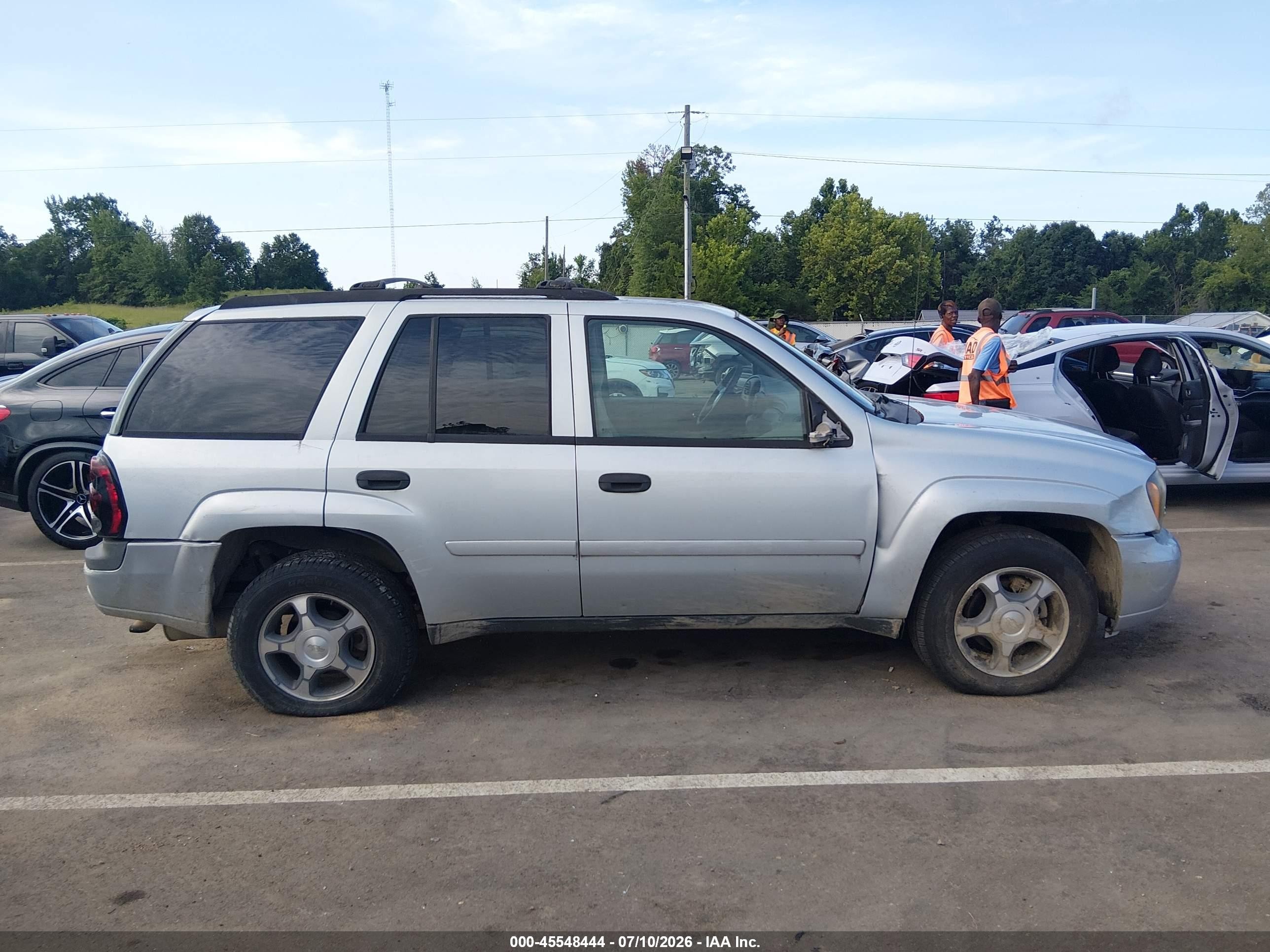 2007 Chevrolet Trailblazer Ls Beige vin: 1GNDS13S672163014