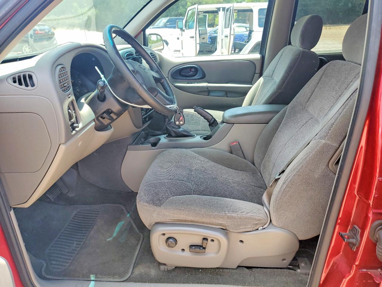 2003 Chevrolet Trailblazer Red vin: 1GNDS13S732387323