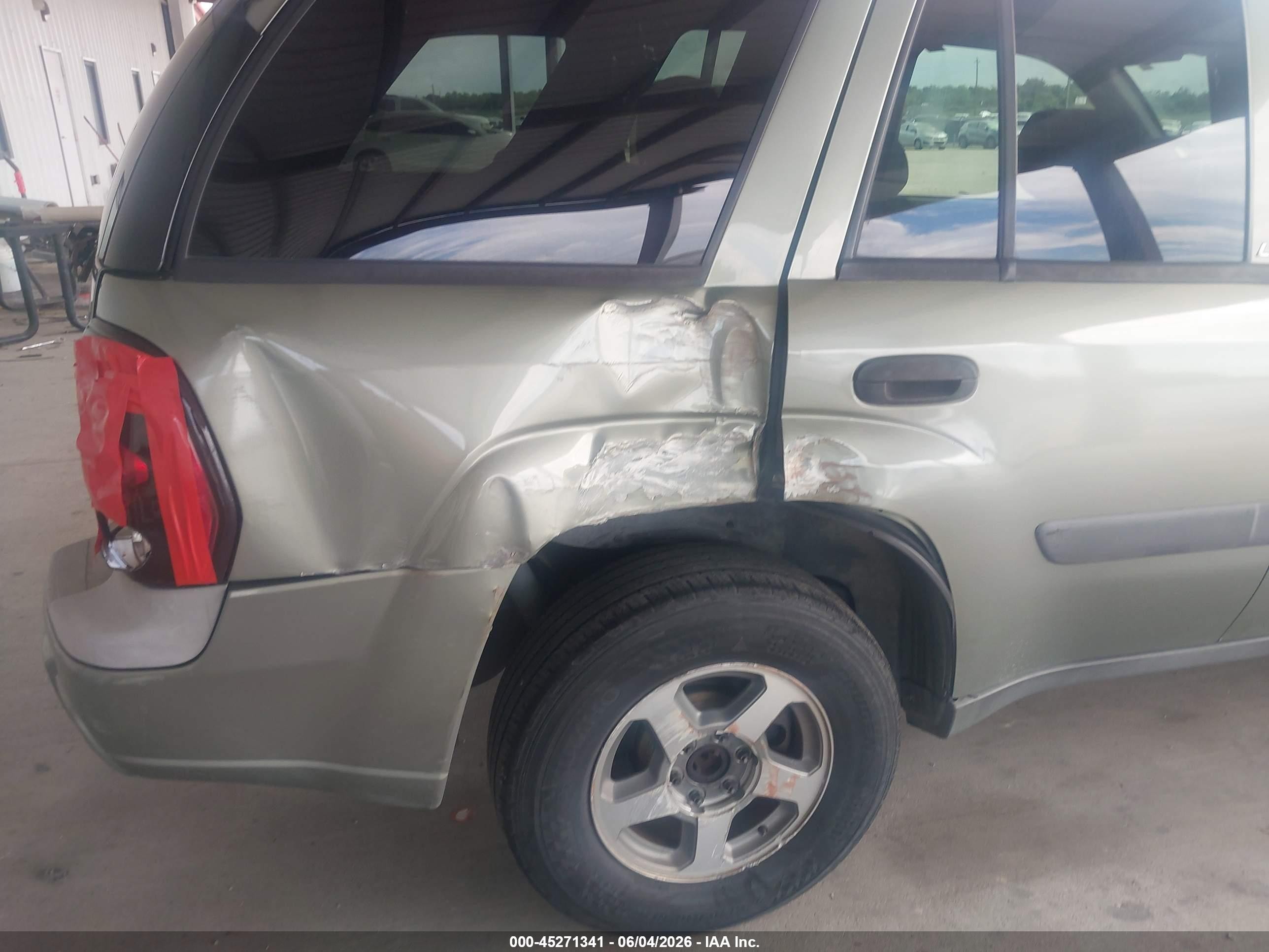 2004 Chevrolet Trailblazer Ls Green vin: 1GNDS13S742405644