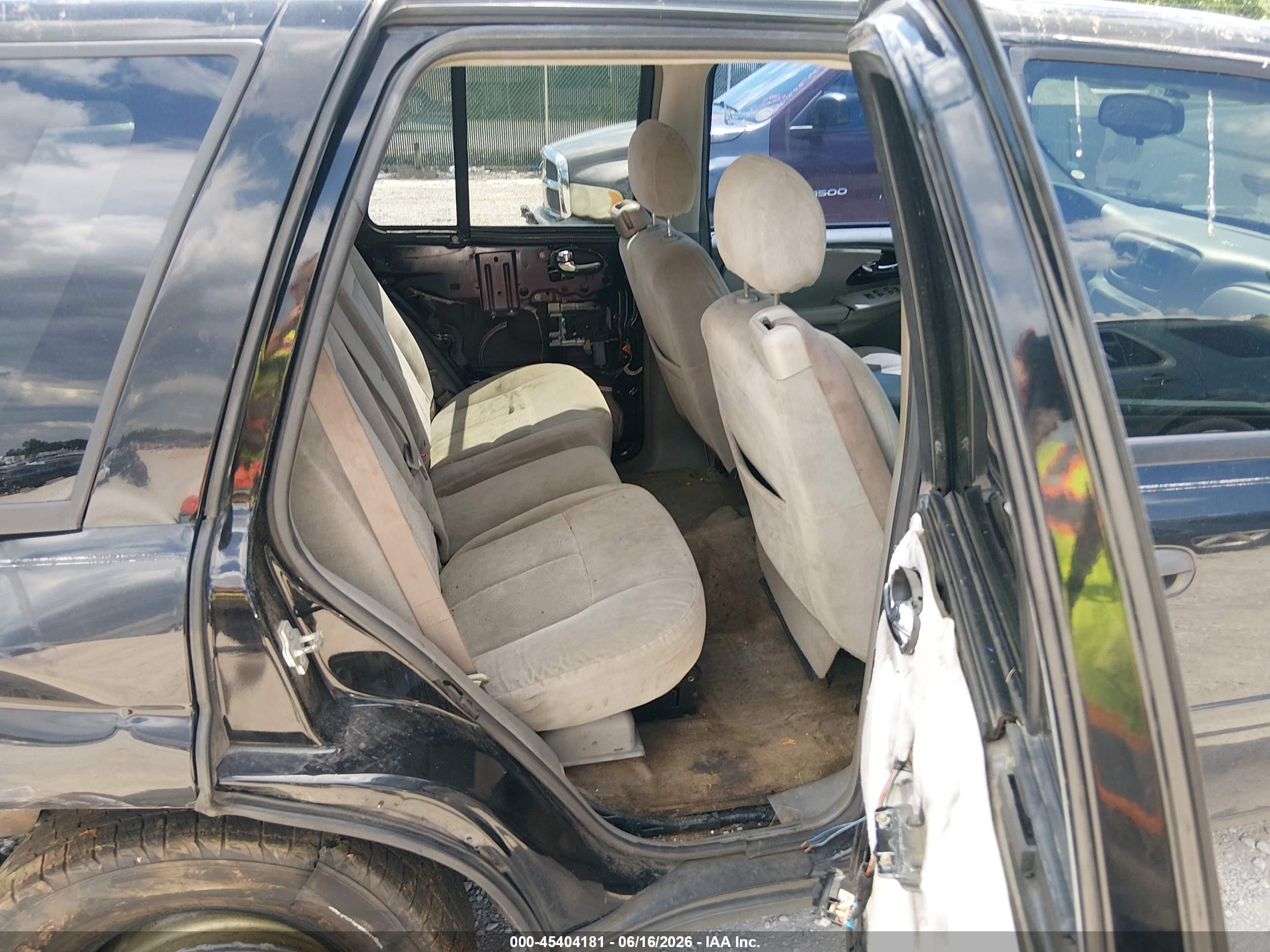 2006 Chevrolet Trailblazer Ls Черный vin: 1GNDS13S762265405