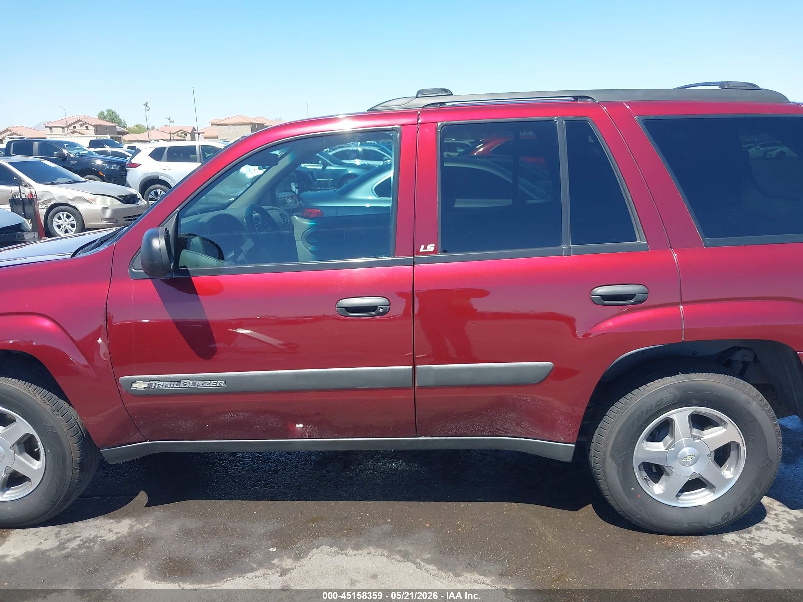 2004 Chevrolet Trailblazer Ls Red vin: 1GNDS13S942372419