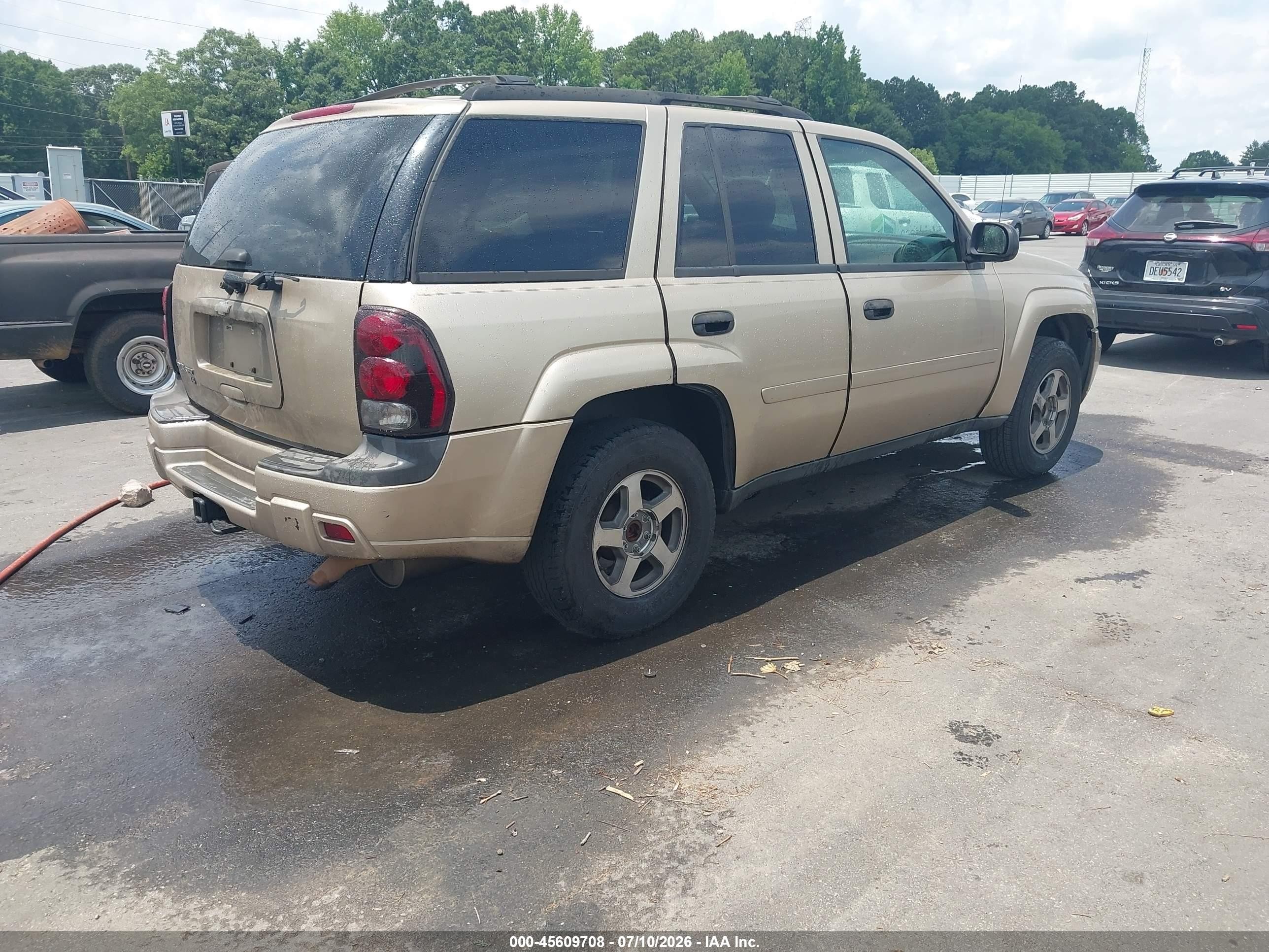 2006 Chevrolet Trailblazer Ls Beige vin: 1GNDS13S962269567