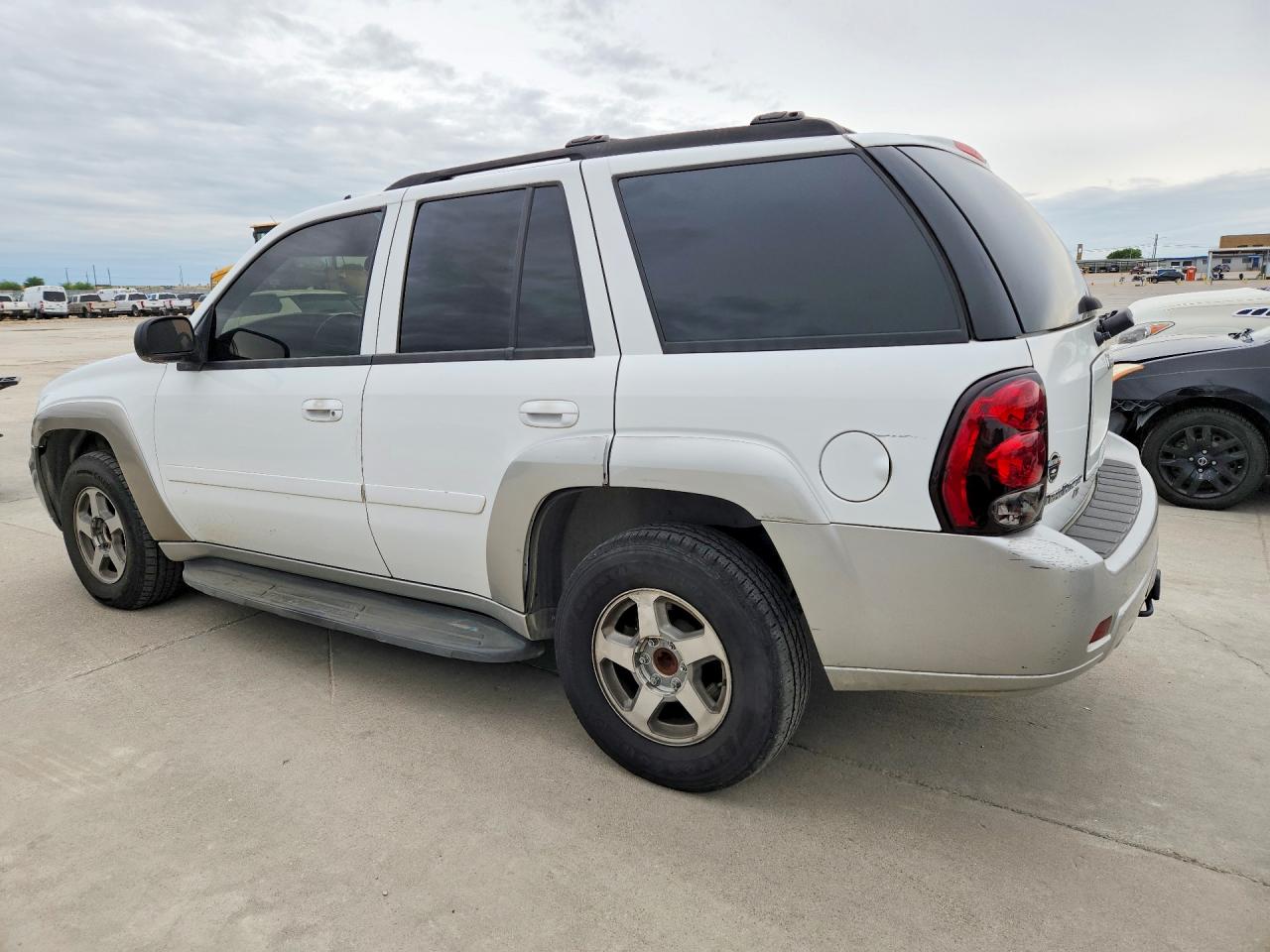 2007 Chevrolet Trailblazer Ls White vin: 1GNDS13S972291960