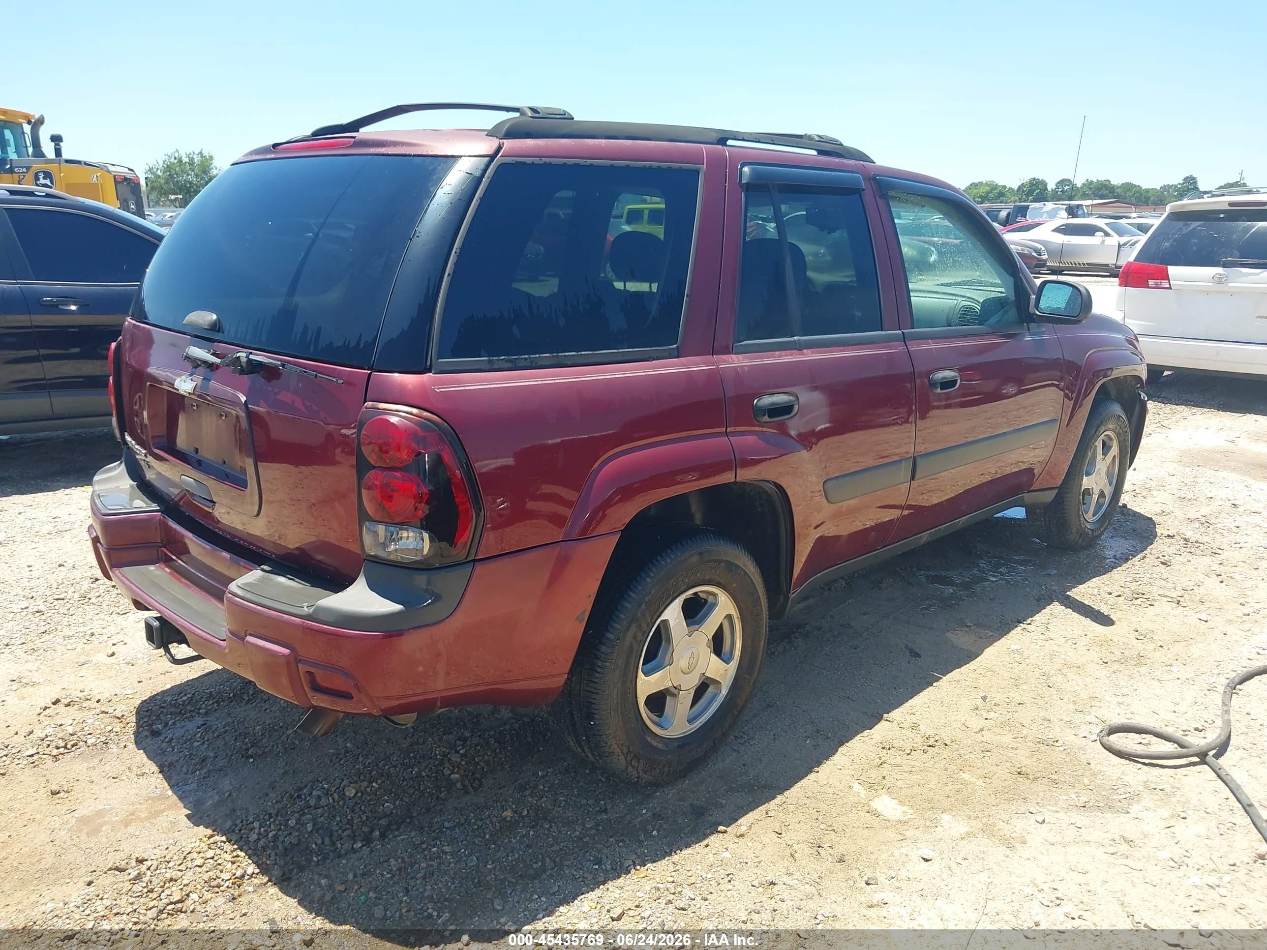 2005 Chevrolet Trailblazer Ls Burgundy vin: 1GNDS13SX52258799