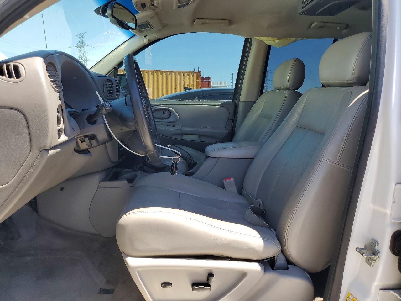 2009 Chevrolet Trailblazer Lt Белый vin: 1GNDS33S292115394
