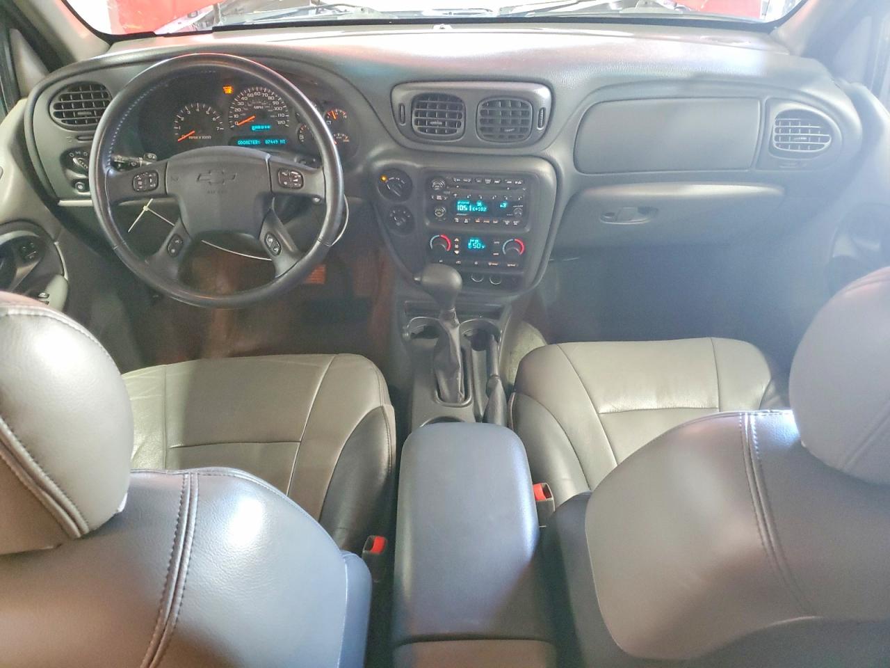 2002 Chevrolet Trailblazer Red vin: 1GNDT13S022172698
