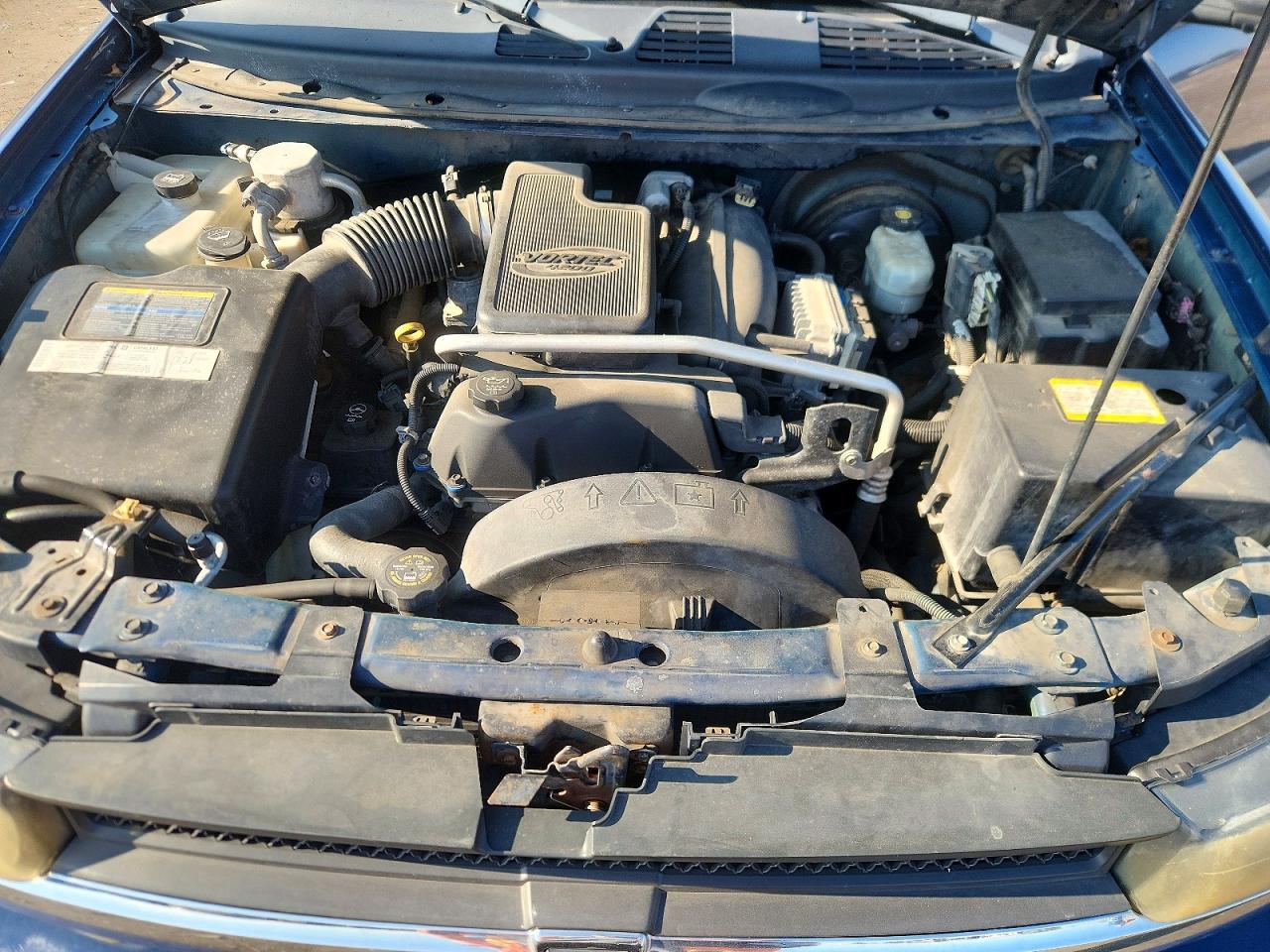 2004 Chevrolet Trailblazer Ls Blue vin: 1GNDT13S042115453