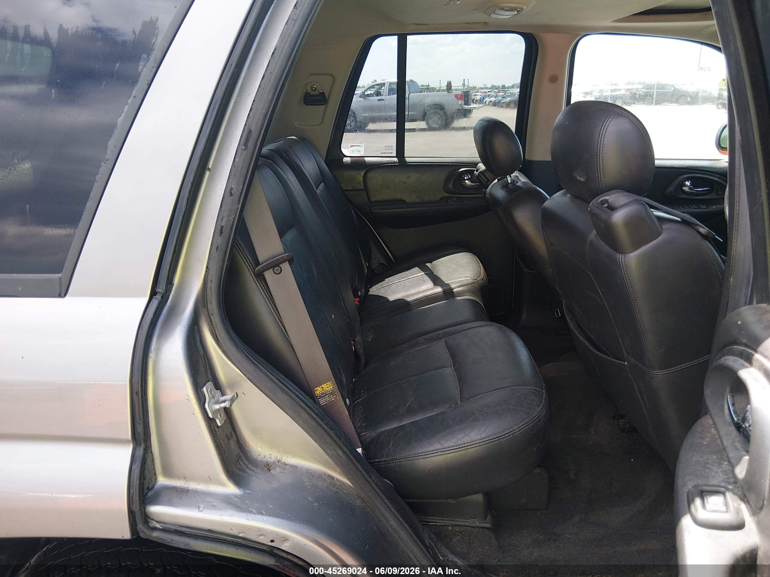2005 Chevrolet Trailblazer Lt Gray vin: 1GNDT13S052123795