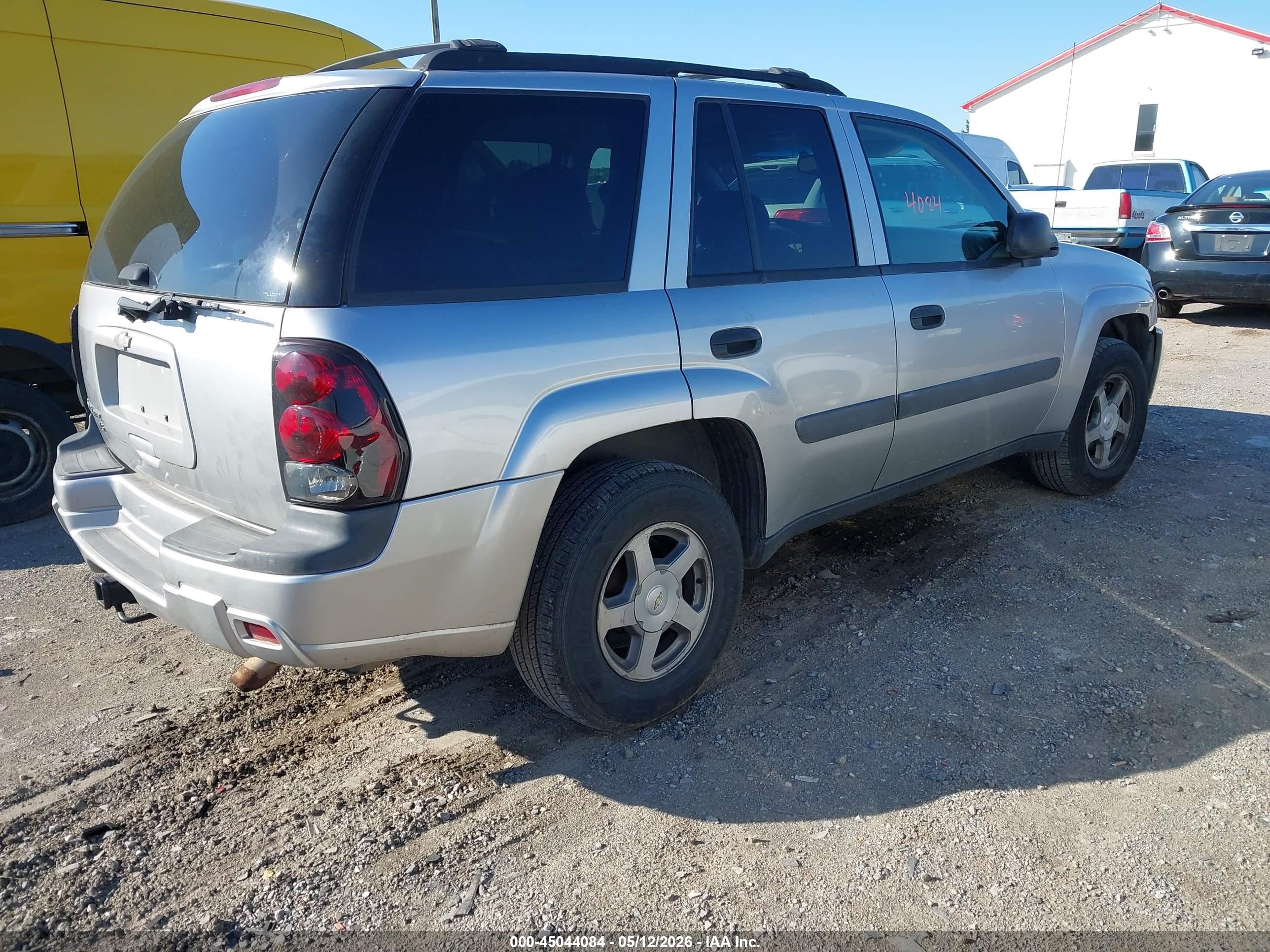 2005 Chevrolet Trailblazer Ls Серебряный vin: 1GNDT13S052193541