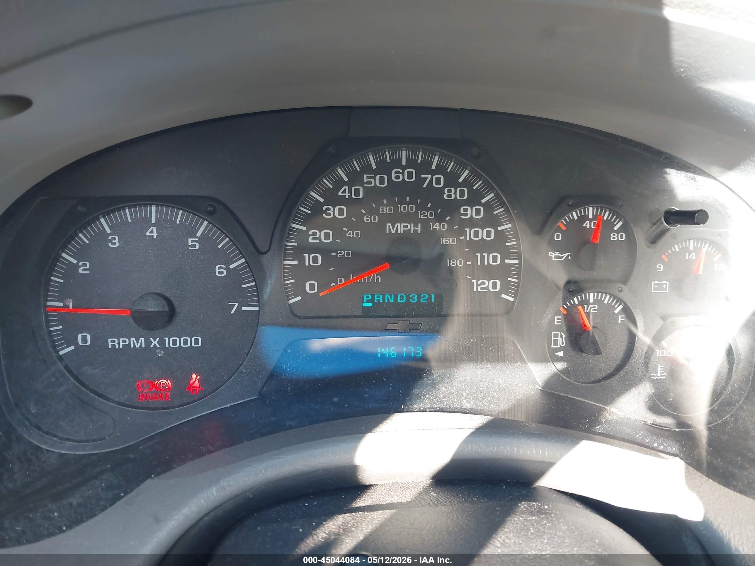 2005 Chevrolet Trailblazer Ls Серебряный vin: 1GNDT13S052193541