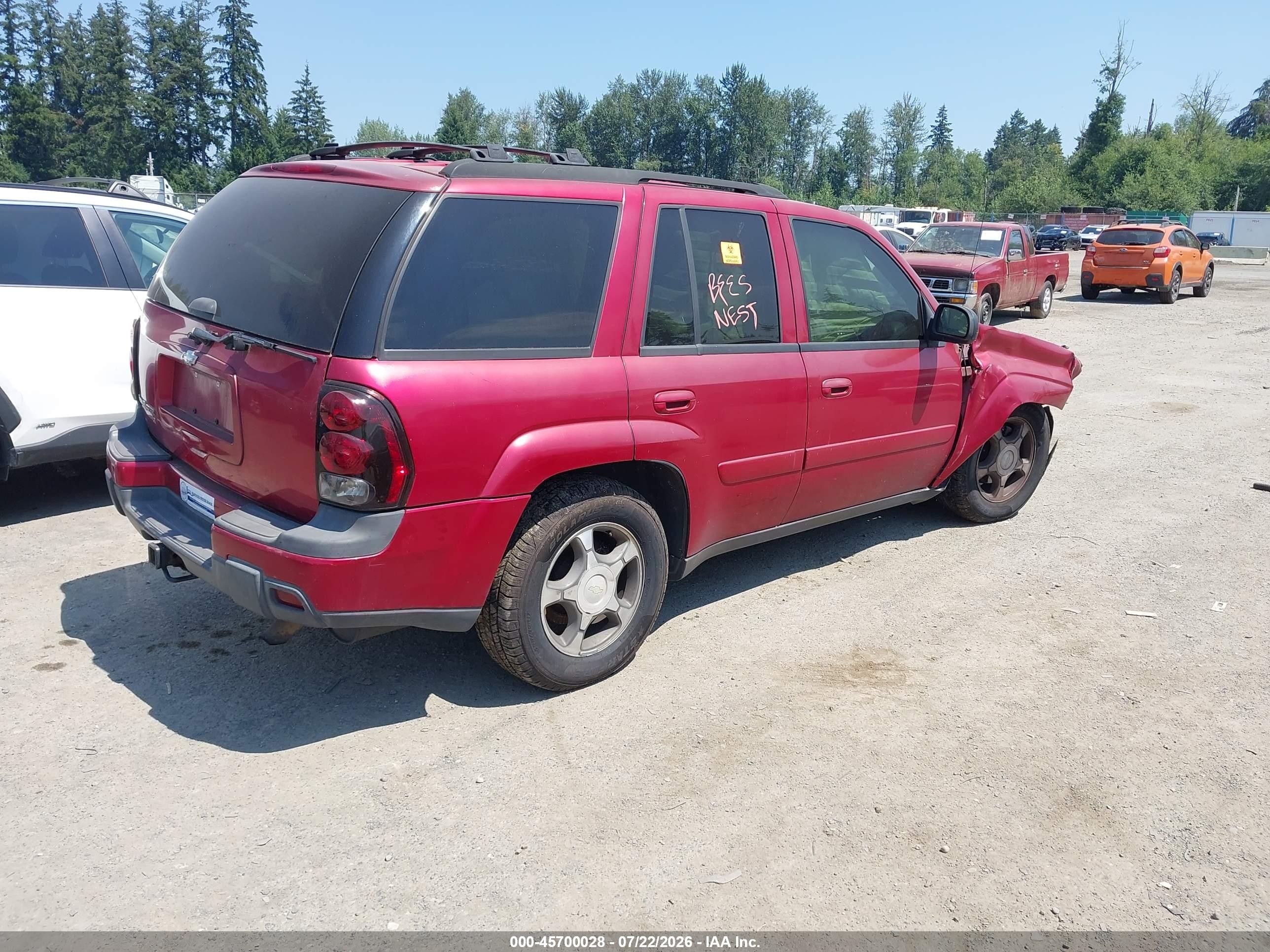 2005 Chevrolet Trailblazer Lt Red vin: 1GNDT13S052217384