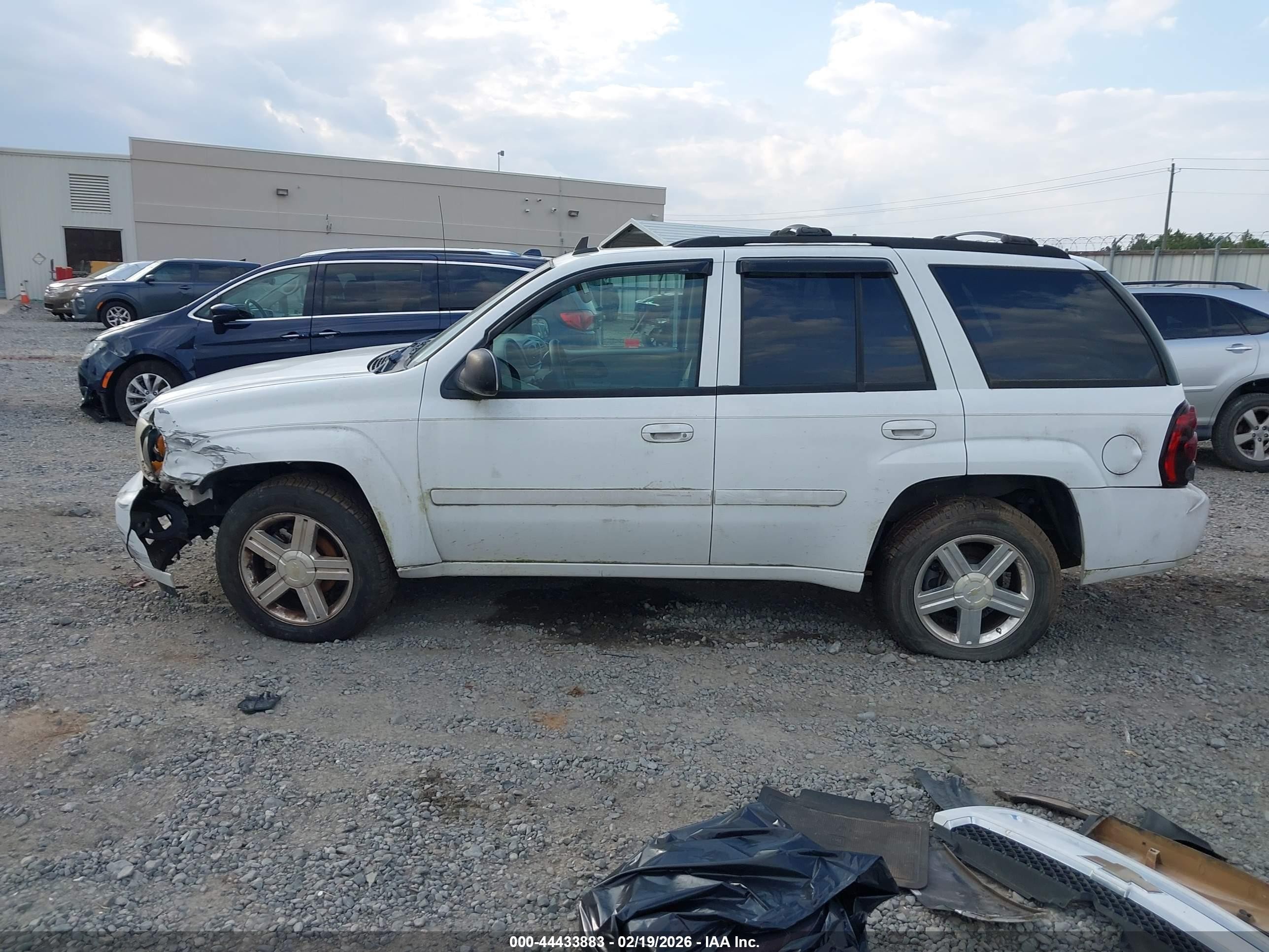 2008 Chevrolet Trailblazer Lt White vin: 1GNDT13S082220984