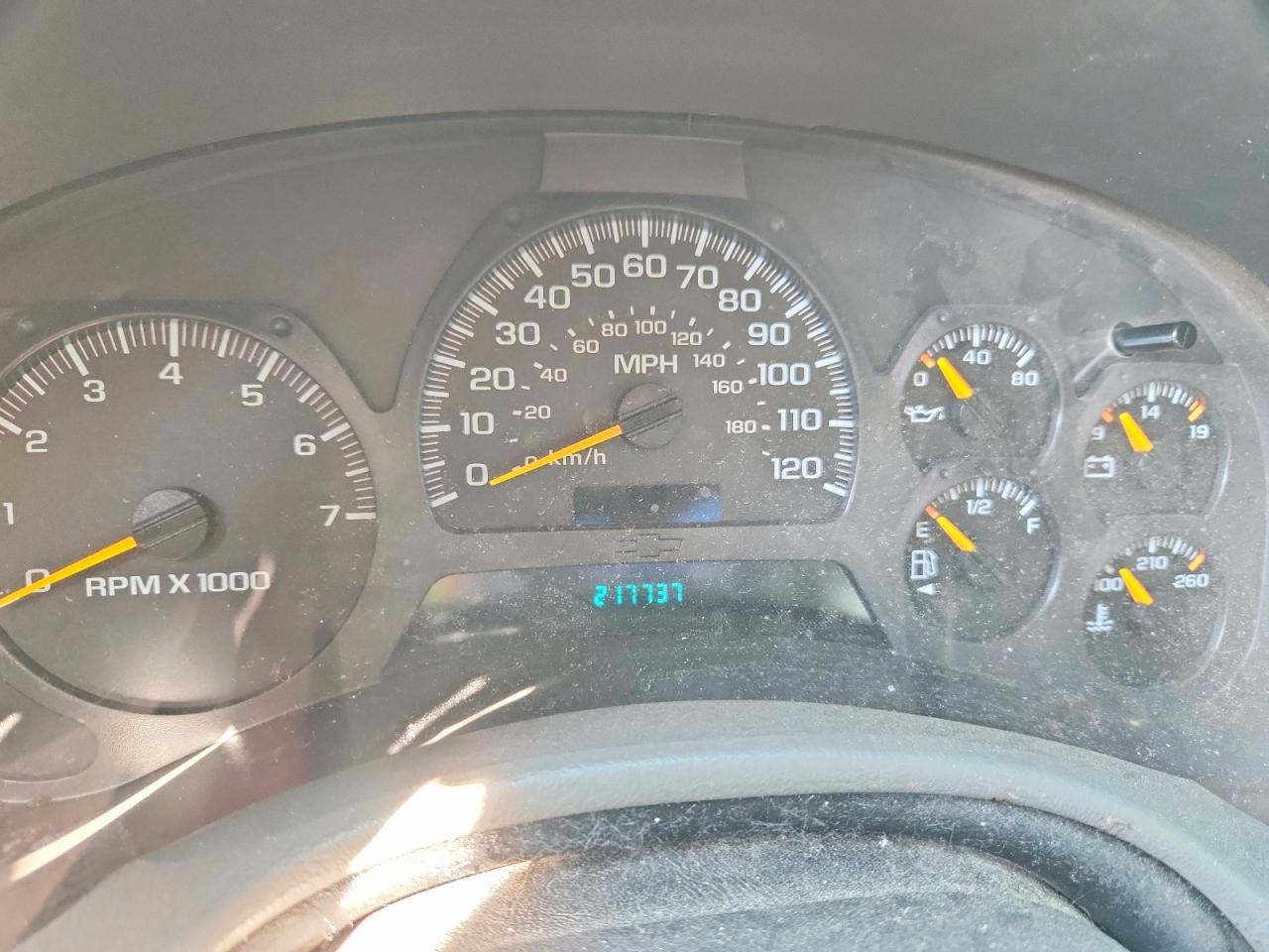 2004 Chevrolet Trailblazer Ls White vin: 1GNDT13S142123139