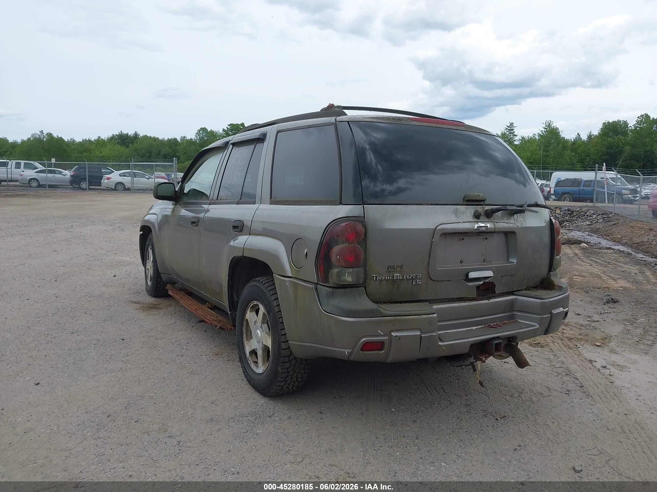 2006 Chevrolet Trailblazer Ls Gray vin: 1GNDT13S162104450