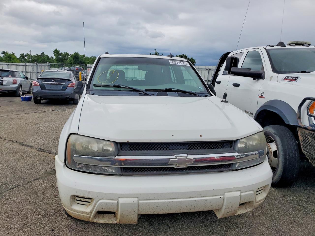 2006 Chevrolet Trailblazer Ls White vin: 1GNDT13S162194067