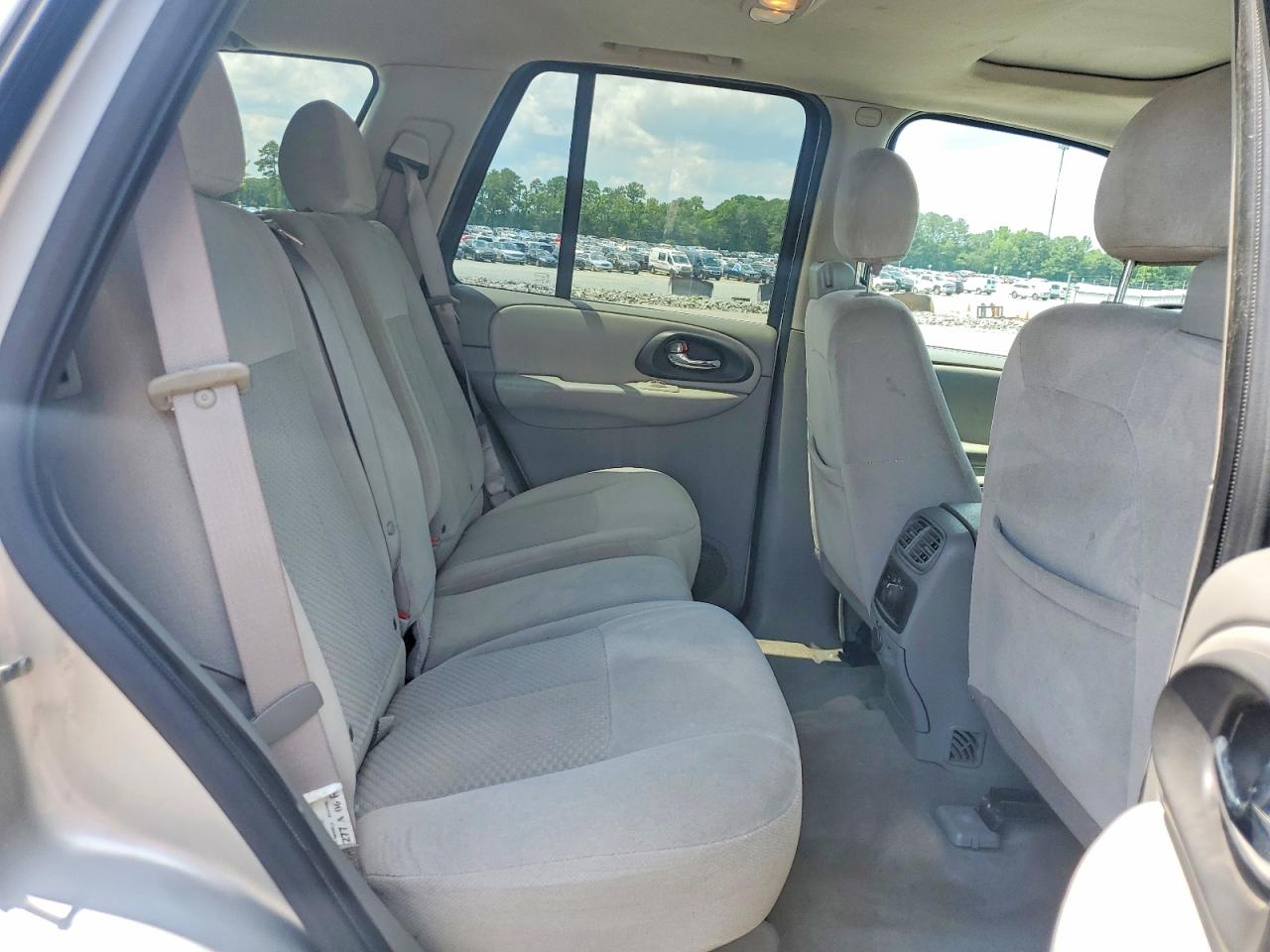 2007 Chevrolet Trailblazer Ls Silver vin: 1GNDT13S172164195