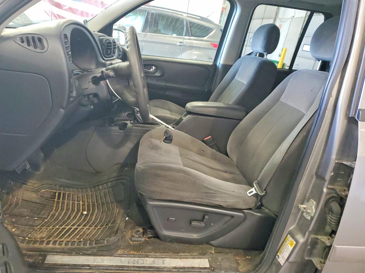 2008 Chevrolet Trailblazer Ls Gray vin: 1GNDT13S182126984
