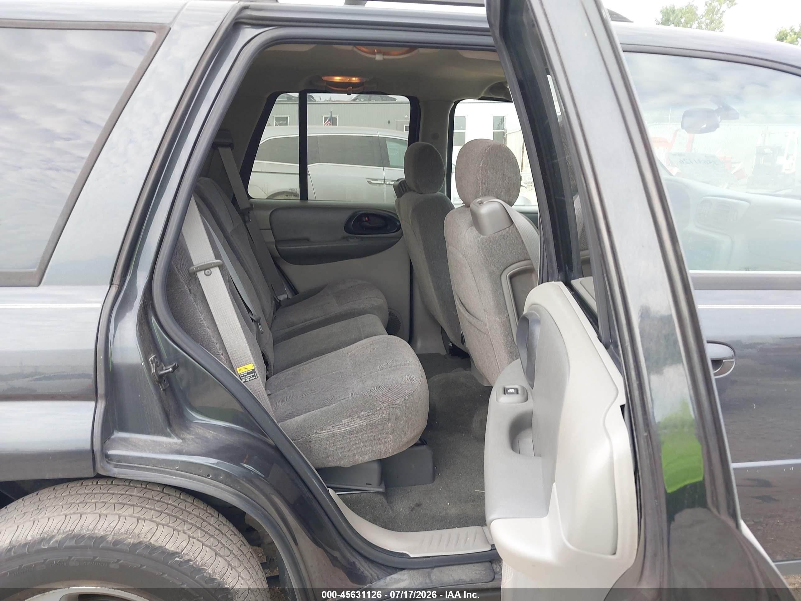 2004 Chevrolet Trailblazer Lt Gray vin: 1GNDT13S242107791