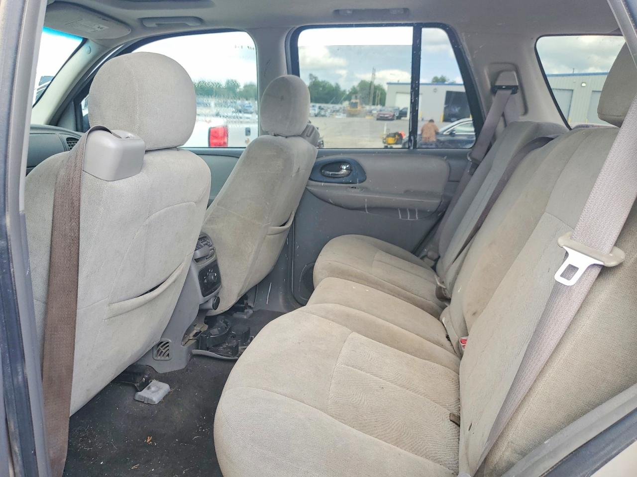 2005 Chevrolet Trailblazer Ls Gold vin: 1GNDT13S252152294
